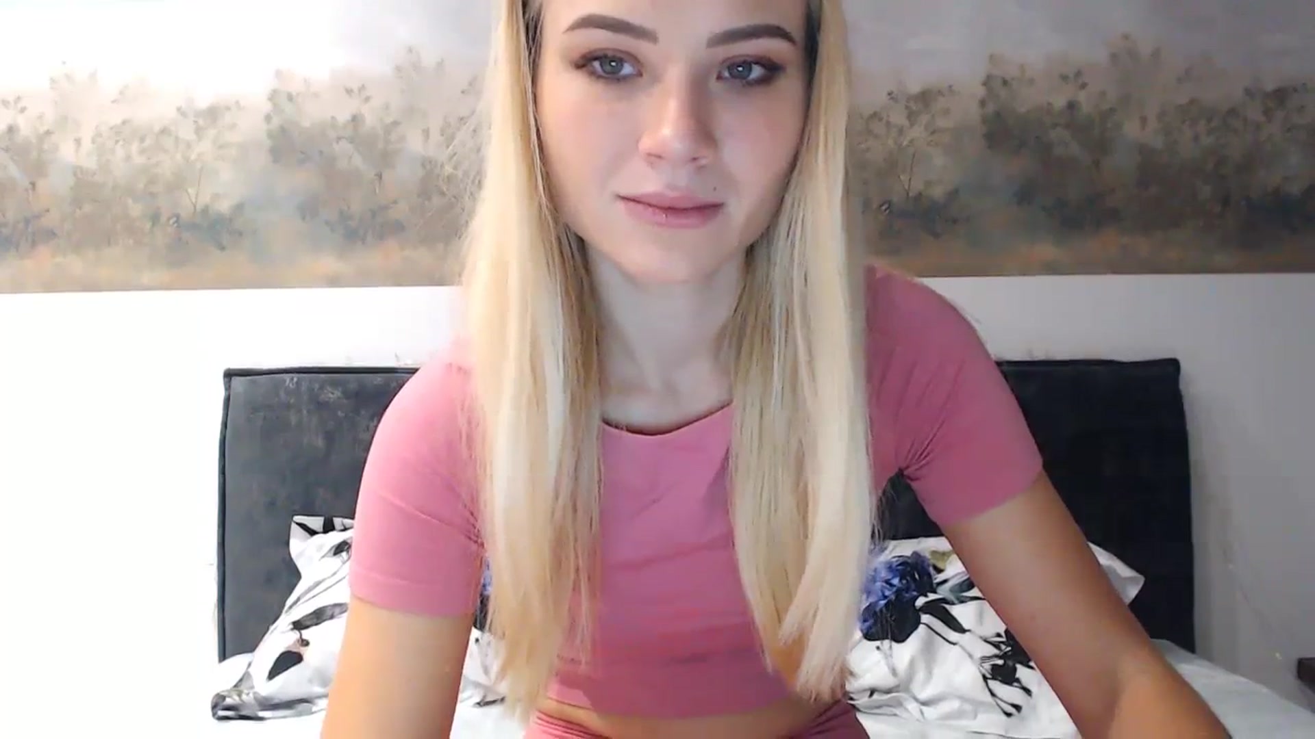 Gallery image thumbnail from bridetobe's myfreecams stream on, 01/19/2024, 05:08 image 11 of 20