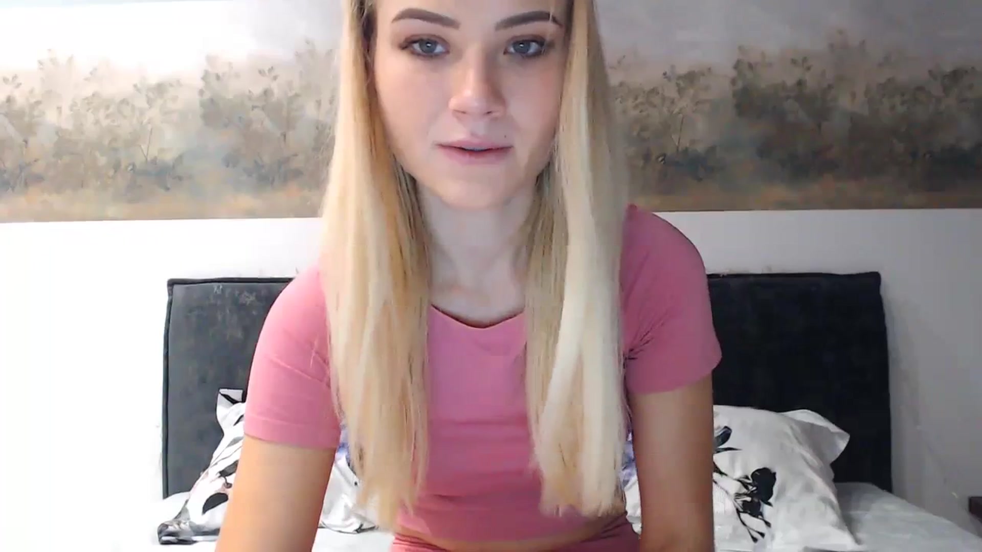 Gallery image thumbnail from bridetobe's myfreecams stream on, 01/19/2024, 05:08 image 8 of 20