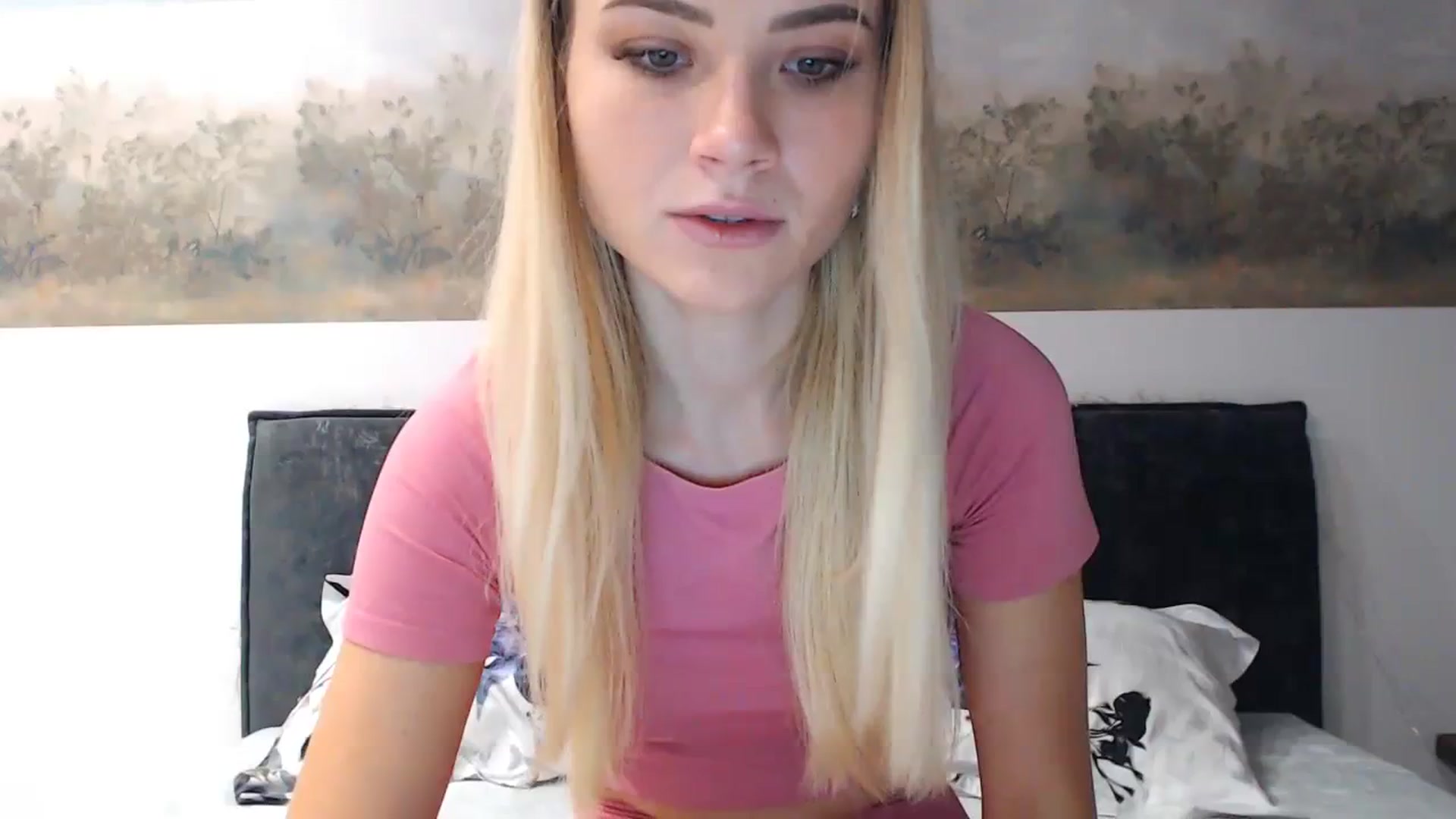 Gallery image thumbnail from bridetobe's myfreecams stream on, 01/19/2024, 05:08 image 7 of 20