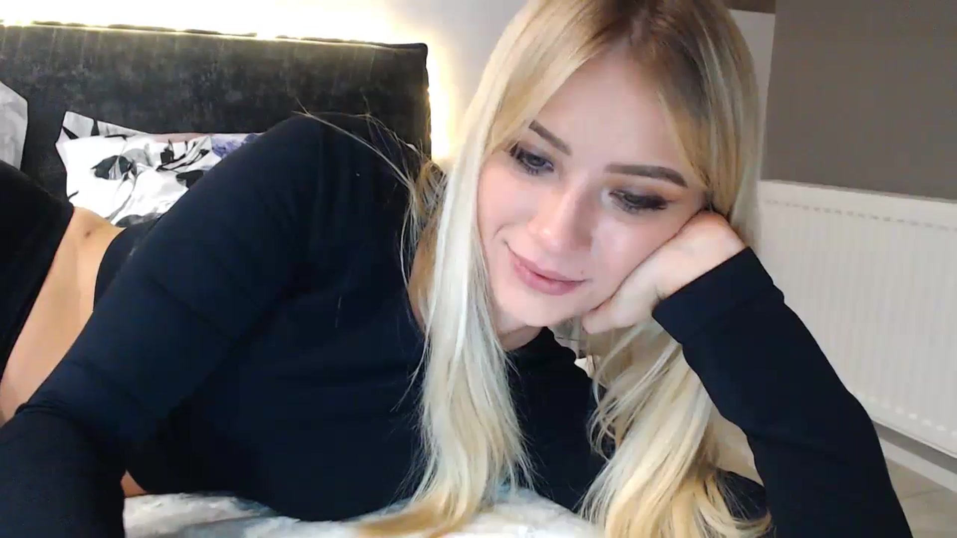 Gallery image thumbnail from bridetobe's myfreecams stream on, 01/20/2024, 01:44 image 17 of 20