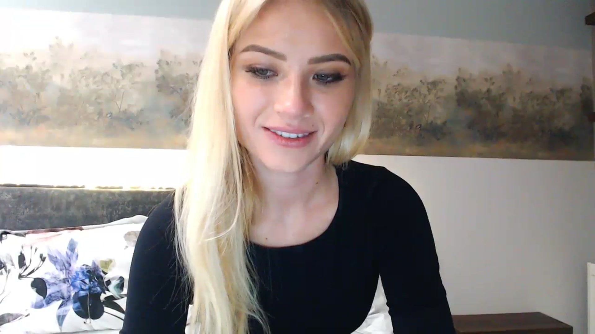 Gallery image thumbnail from bridetobe's myfreecams stream on, 01/20/2024, 01:44 image 14 of 20