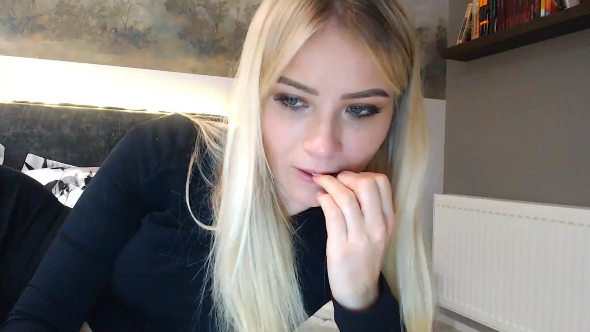 Gallery image thumbnail from bridetobe's myfreecams stream on, 01/20/2024, 01:44 image 15 of 20