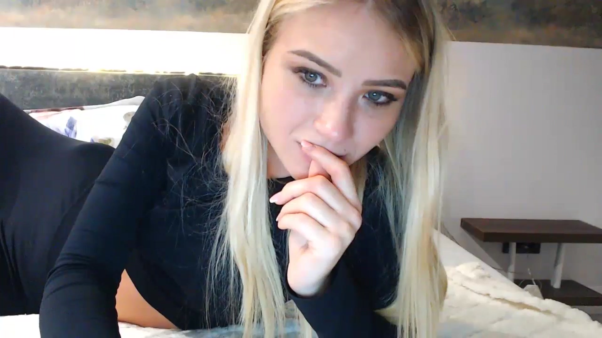 Gallery image thumbnail from bridetobe's myfreecams stream on, 01/20/2024, 01:44 image 9 of 20