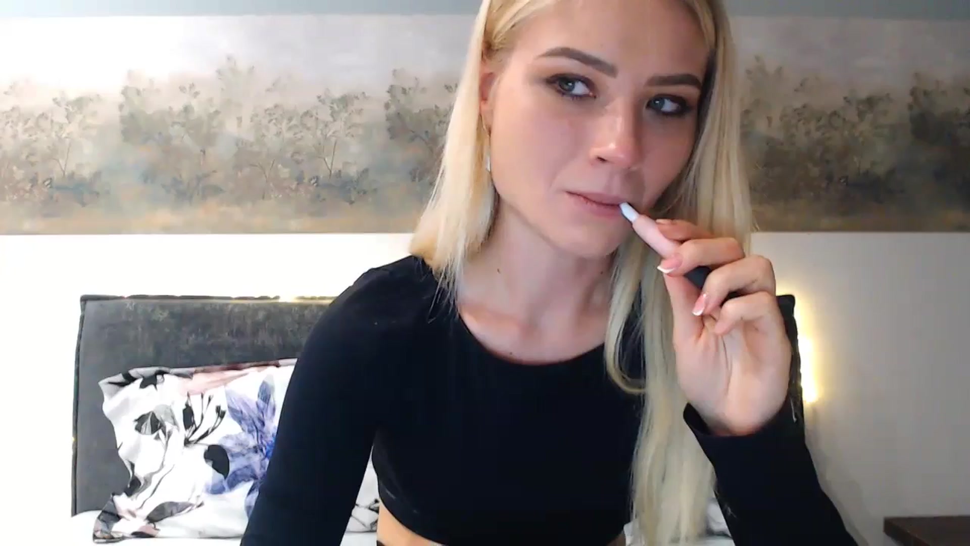 Gallery image thumbnail from bridetobe's myfreecams stream on, 01/20/2024, 01:44 image 1 of 20