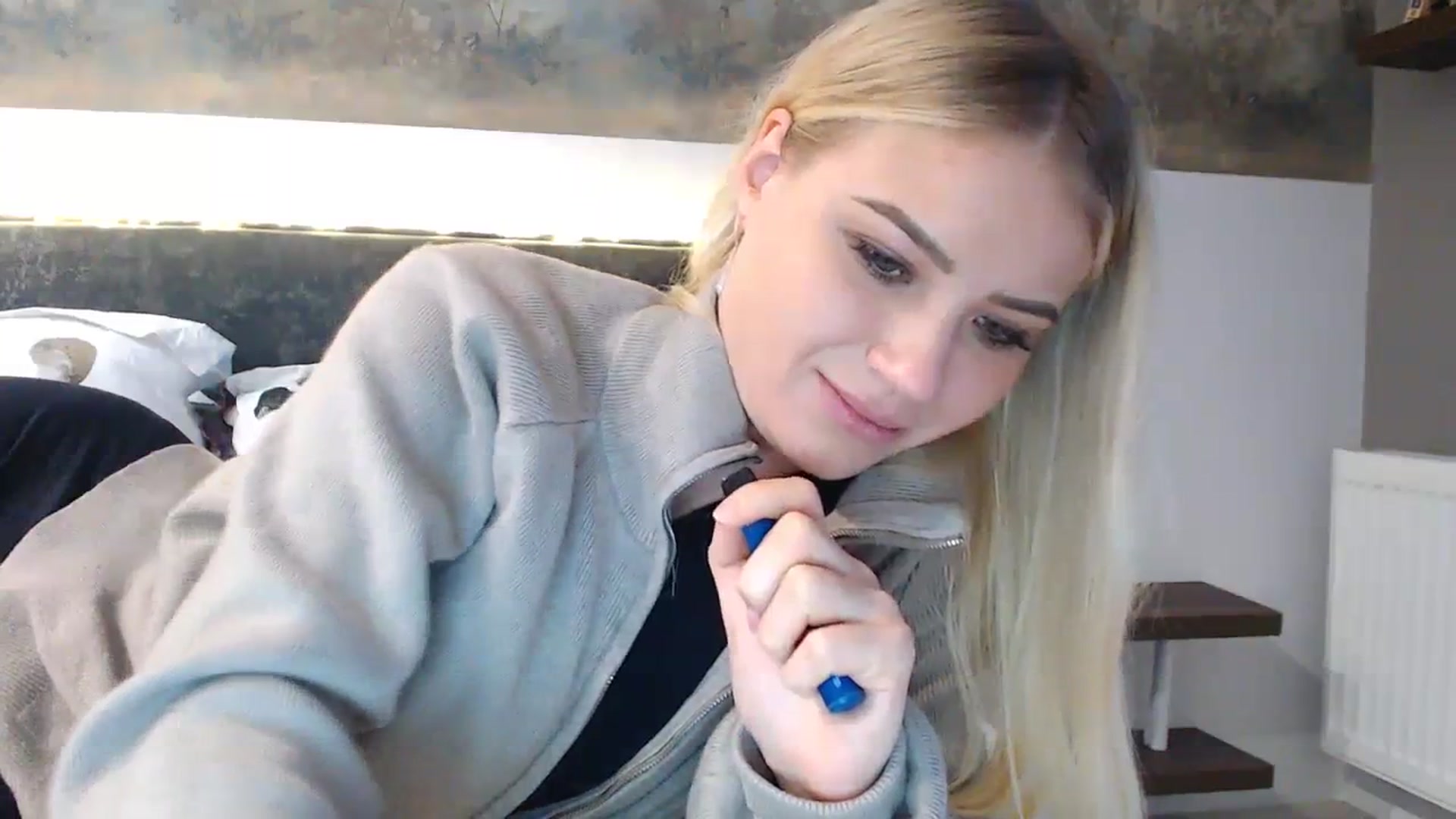 Gallery image thumbnail from bridetobe's myfreecams stream on, 01/20/2024, 06:23 image 6 of 20