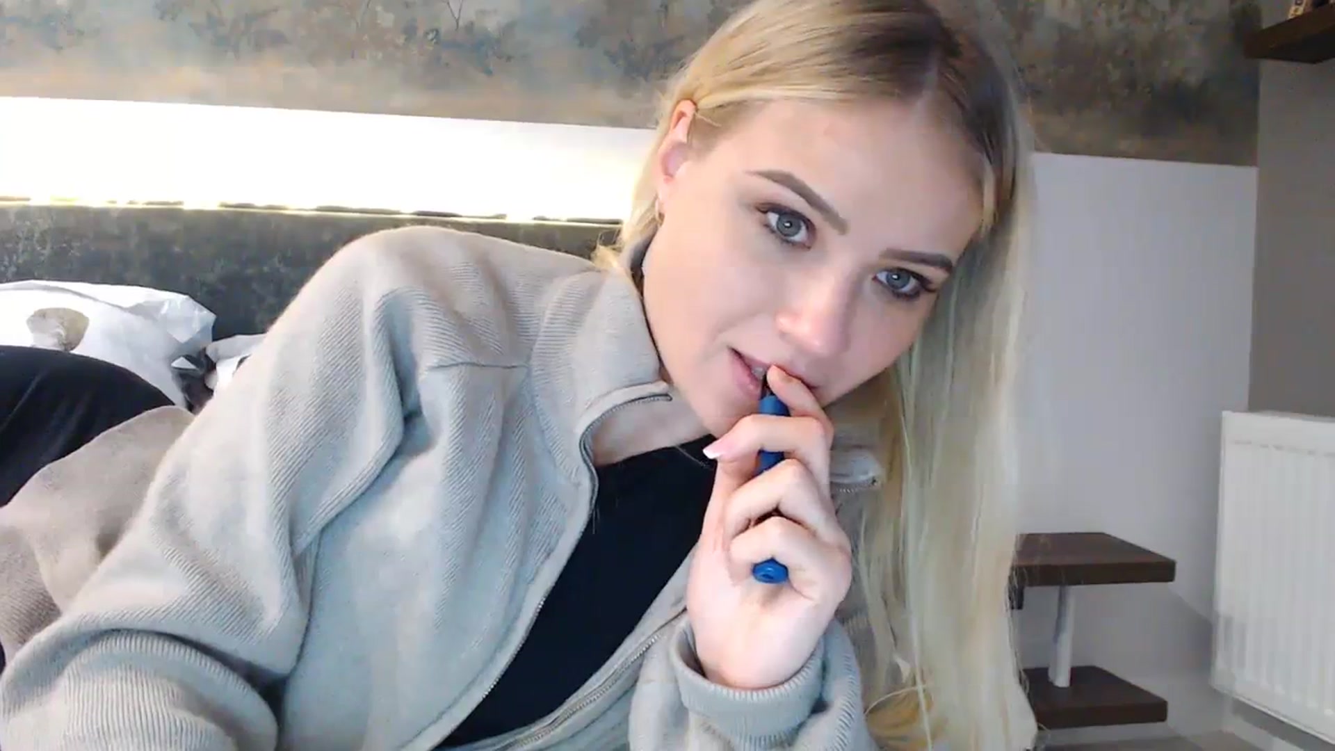 Gallery image thumbnail from bridetobe's myfreecams stream on, 01/20/2024, 06:23 image 5 of 20