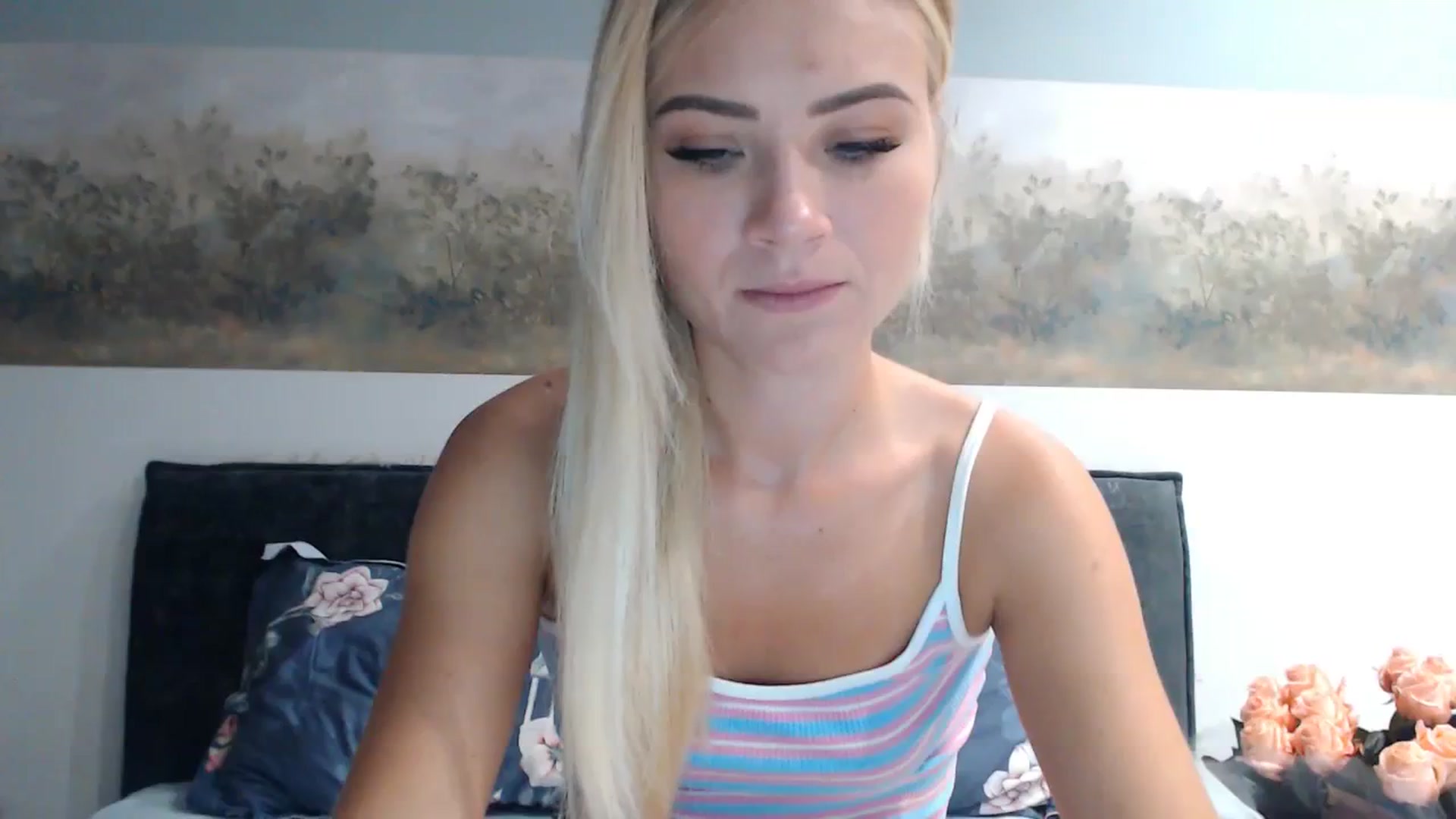 Gallery image thumbnail from bridetobe's myfreecams stream on, 02/13/2024, 04:17 image 9 of 20