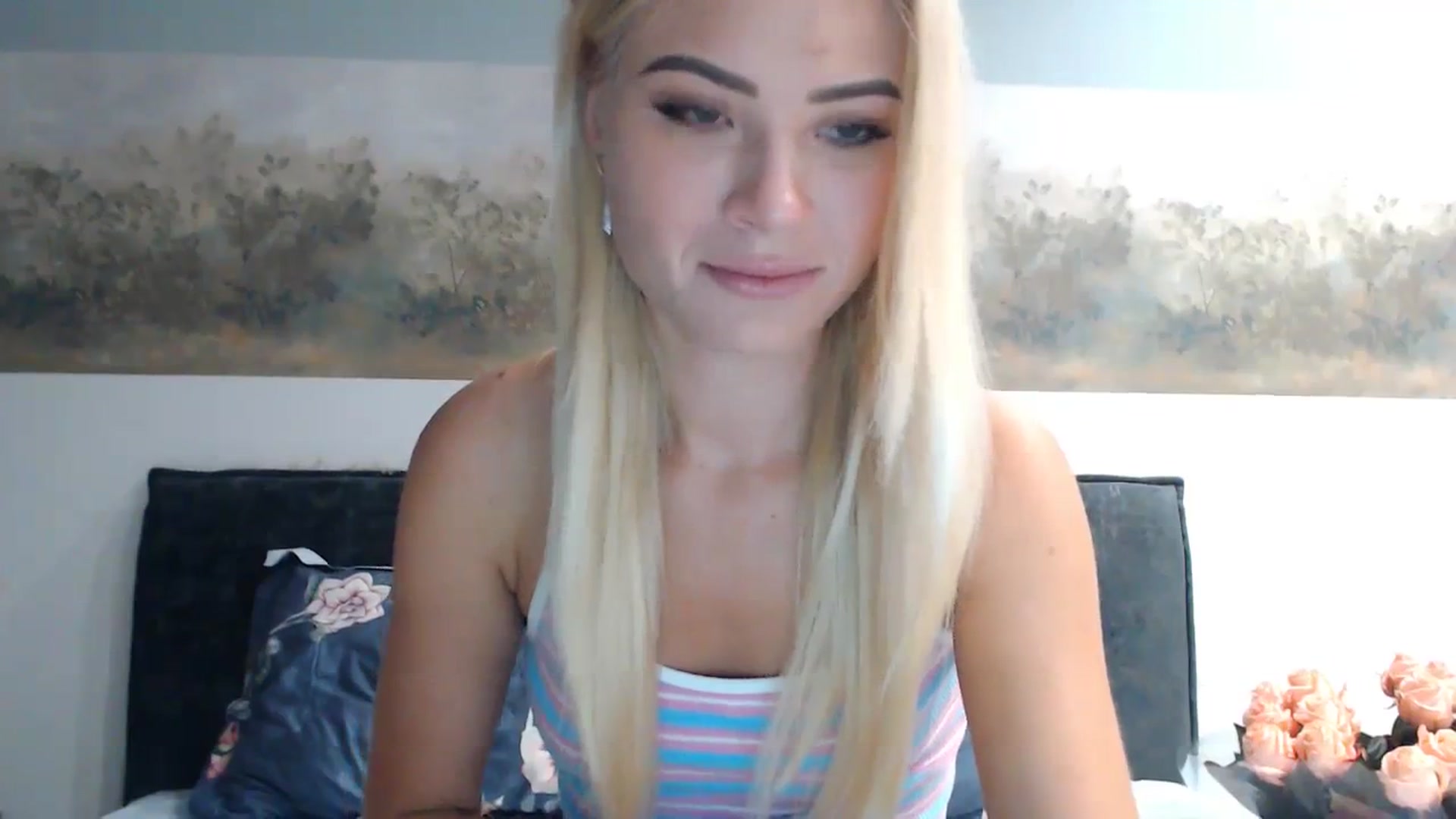 Gallery image thumbnail from bridetobe's myfreecams stream on, 02/13/2024, 04:17 image 4 of 20