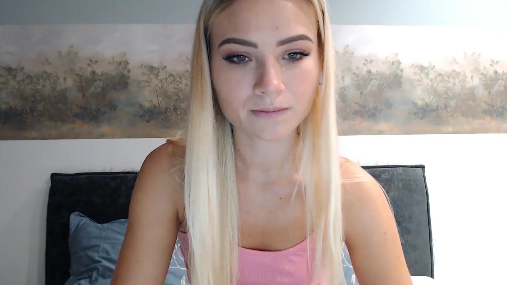 Gallery image thumbnail from bridetobe's myfreecams stream on, 02/21/2024, 24:30 image 4 of 20