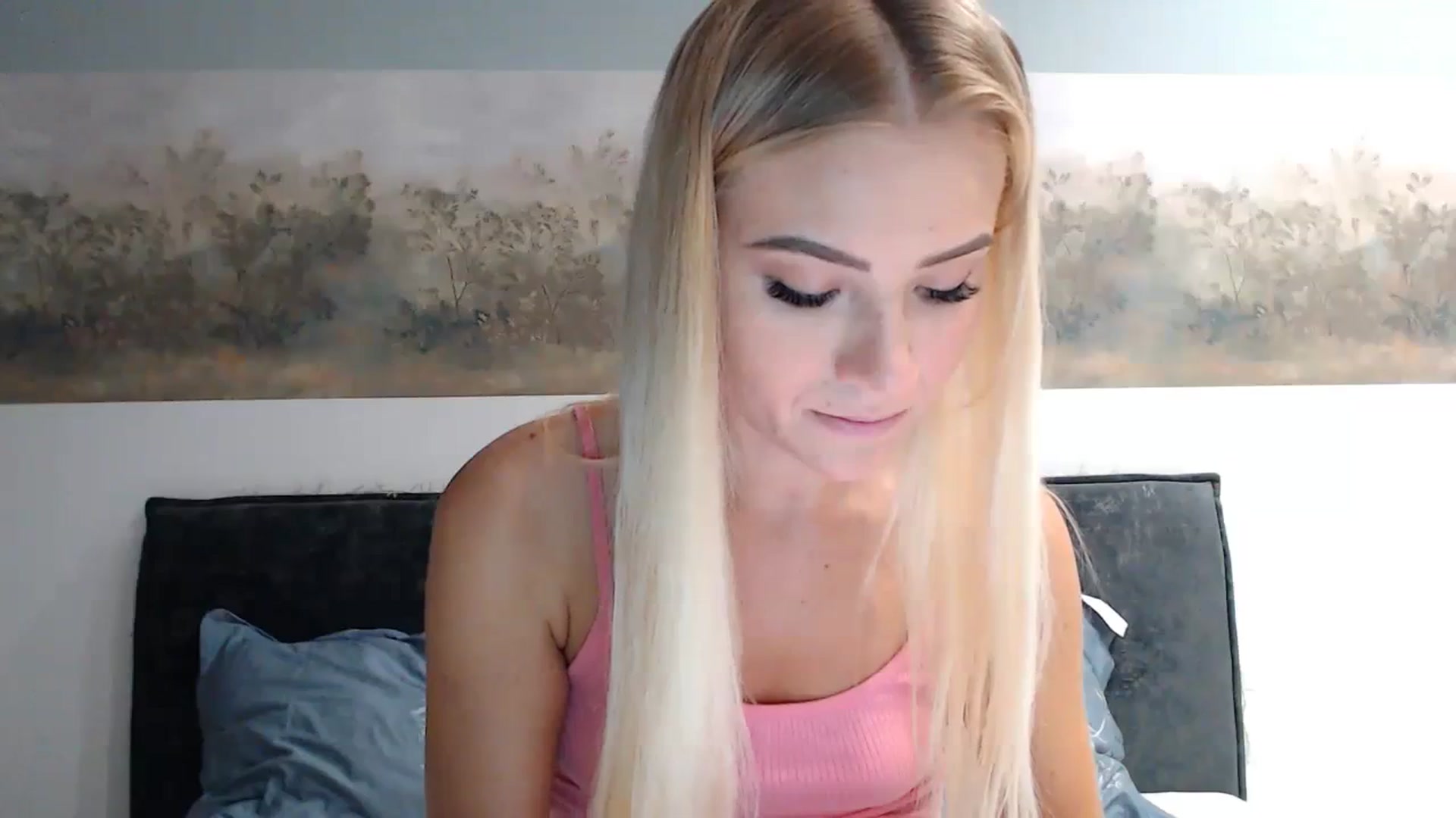 Gallery image thumbnail from bridetobe's myfreecams stream on, 02/21/2024, 24:30 image 2 of 20