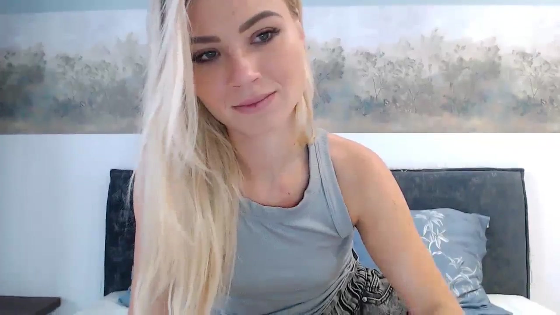 Gallery image thumbnail from bridetobe's myfreecams stream on, 02/25/2024, 05:19 image 9 of 20
