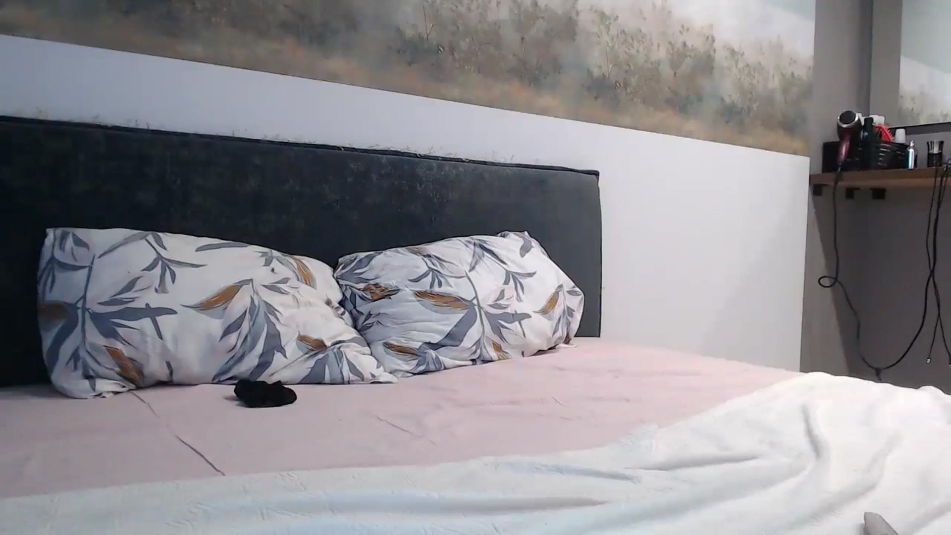 Gallery image thumbnail from bridetobe's myfreecams stream on, 03/01/2024, 05:16 image 17 of 20