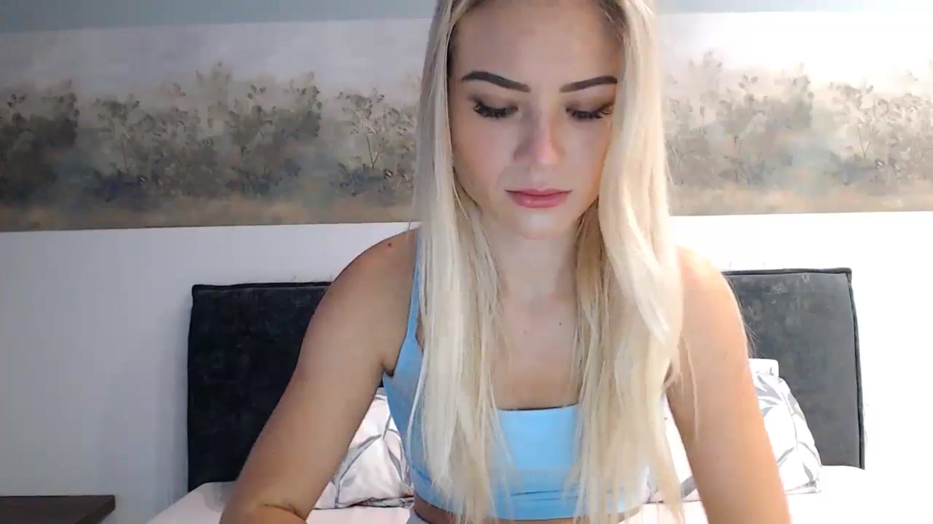 Gallery image thumbnail from bridetobe's myfreecams stream on, 03/05/2024, 04:51 image 5 of 20