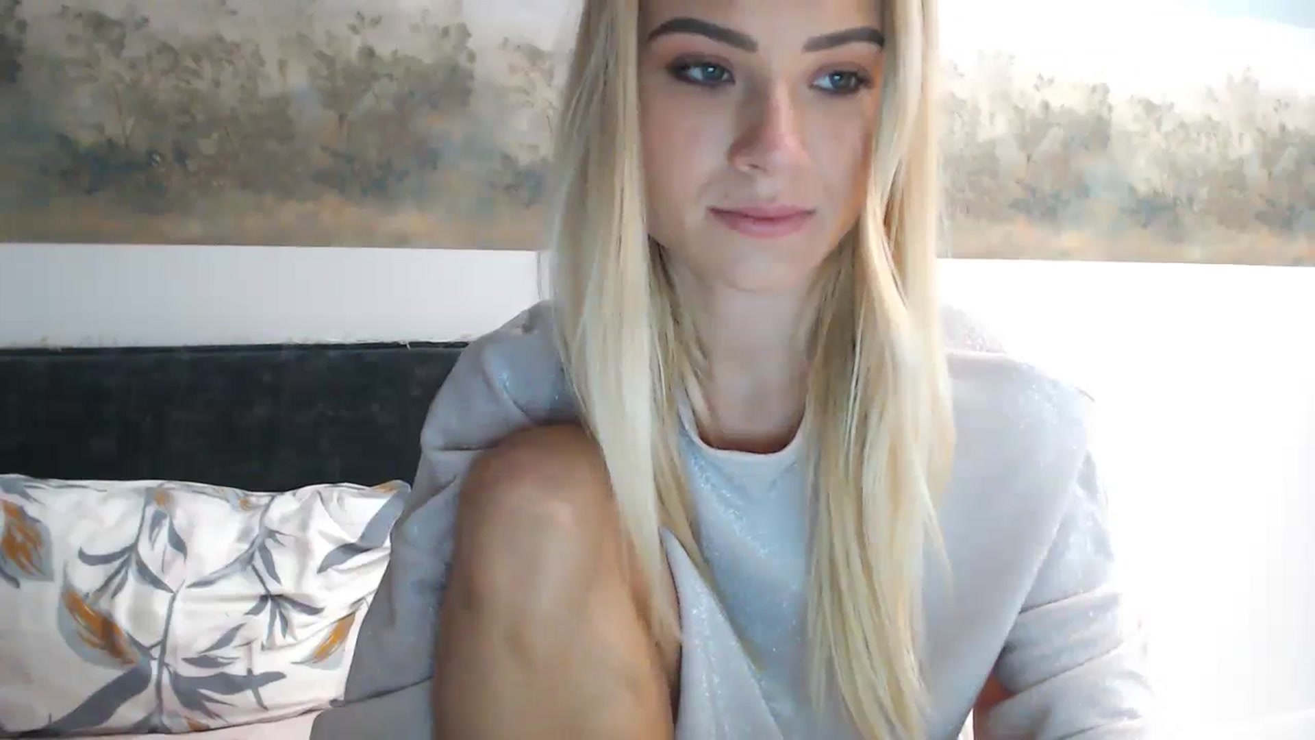 Gallery image thumbnail from bridetobe's myfreecams stream on, 03/06/2024, 02:48 image 16 of 20