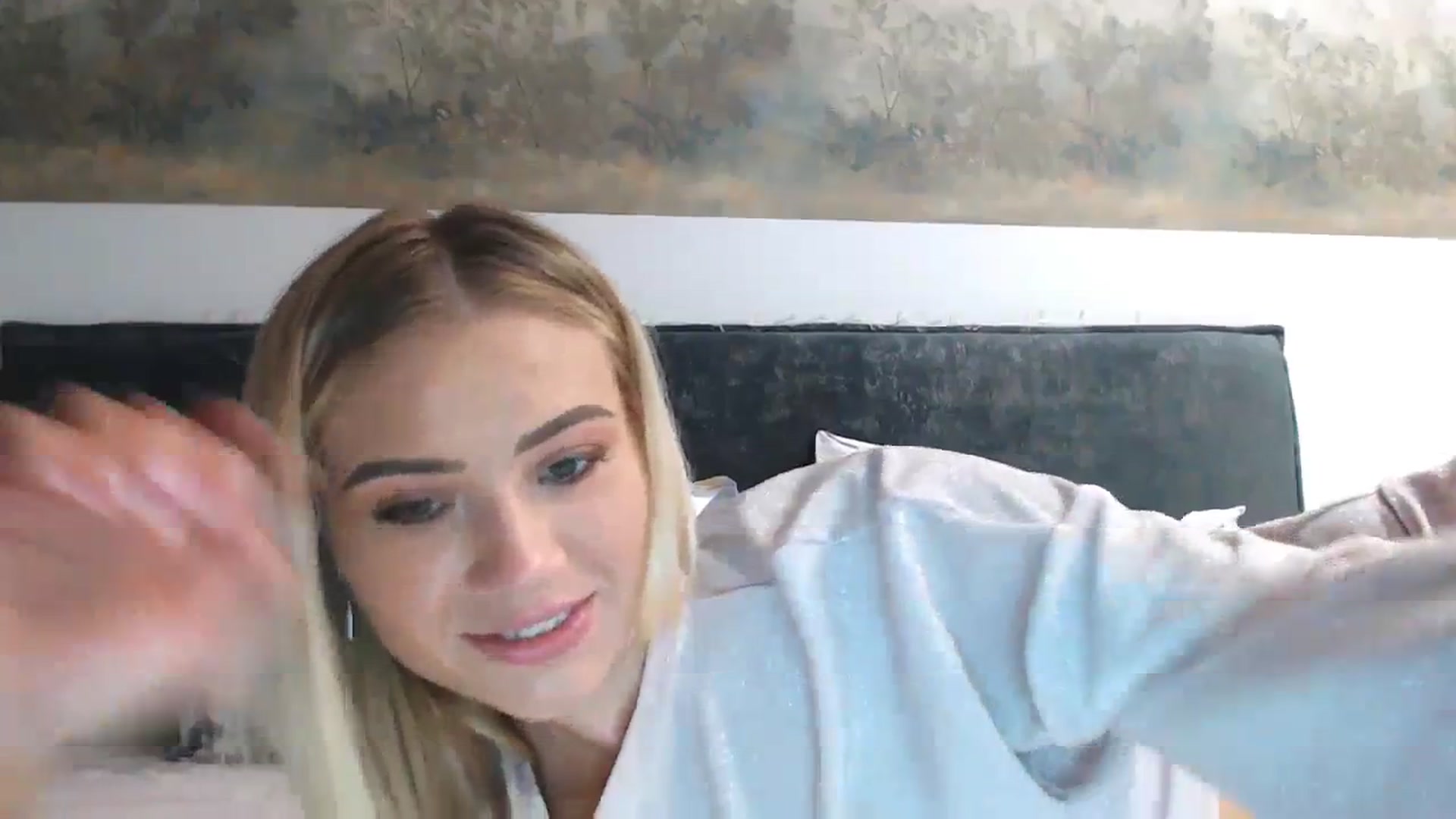 Gallery image thumbnail from bridetobe's myfreecams stream on, 03/06/2024, 02:48 image 5 of 20