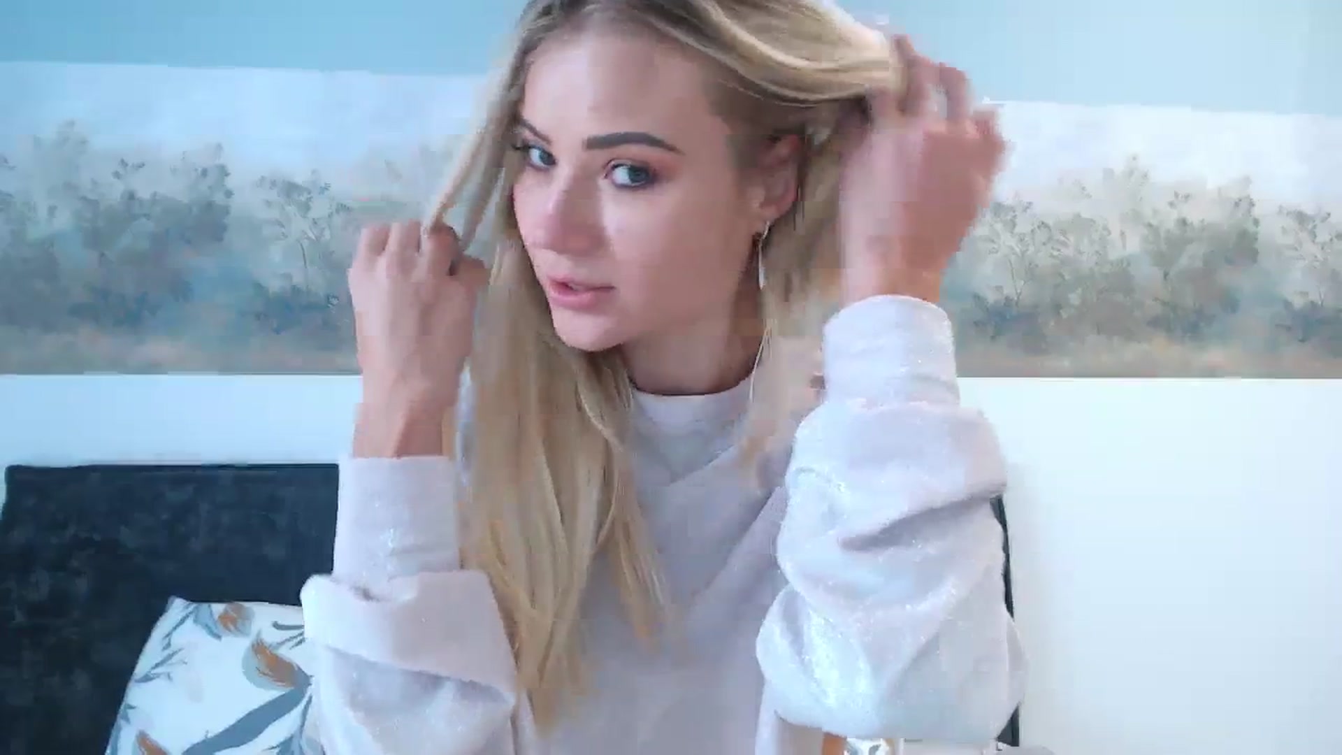 Gallery image thumbnail from bridetobe's myfreecams stream on, 03/06/2024, 06:59 image 6 of 20