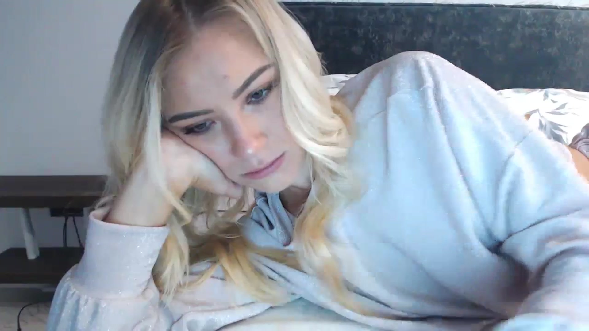 Gallery image thumbnail from bridetobe's myfreecams stream on, 03/07/2024, 05:00 image 9 of 20