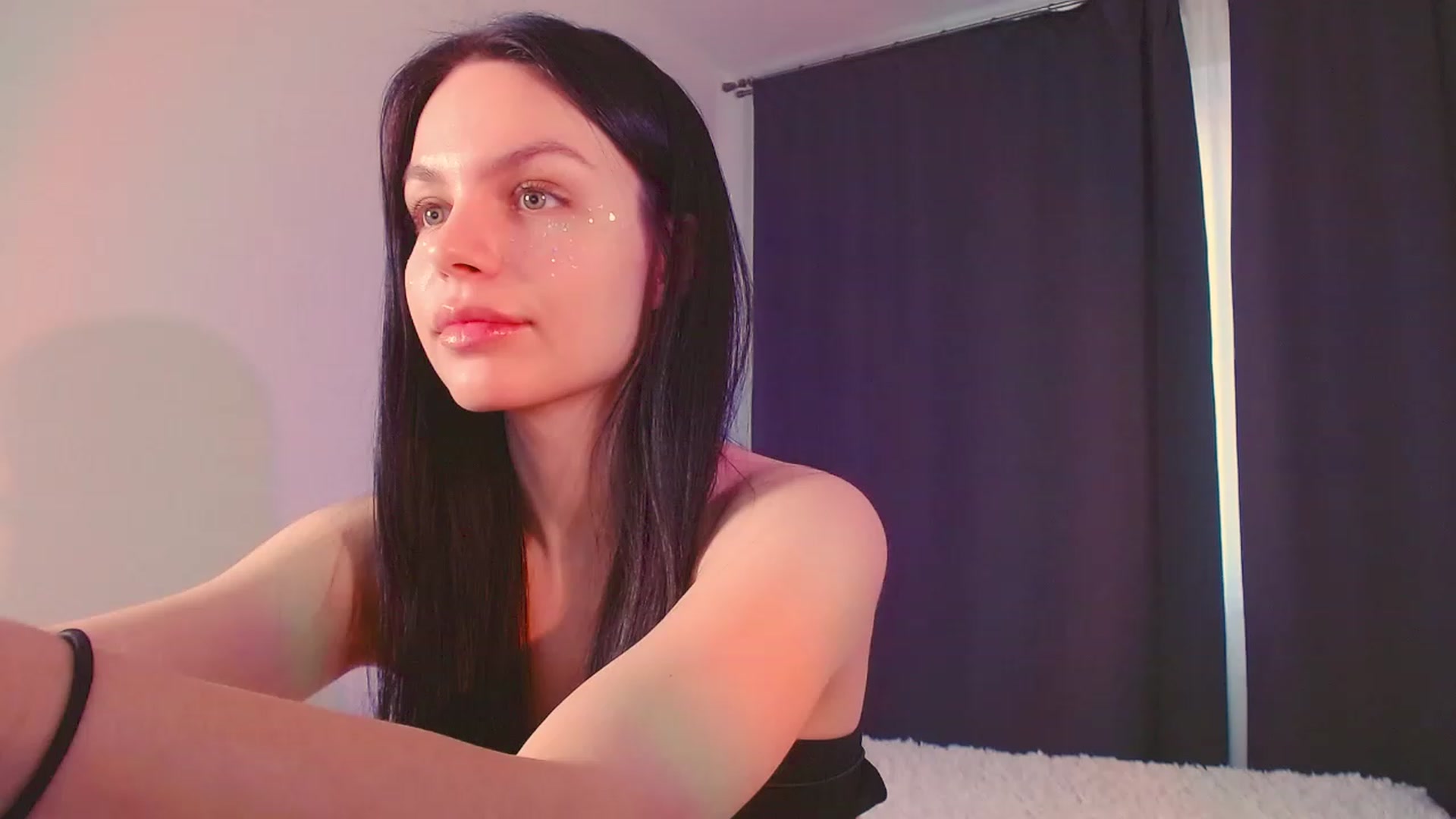 Gallery image thumbnail from bringmesmbeer's myfreecams stream on, 12/02/2022, 12:58 image 17 of 20