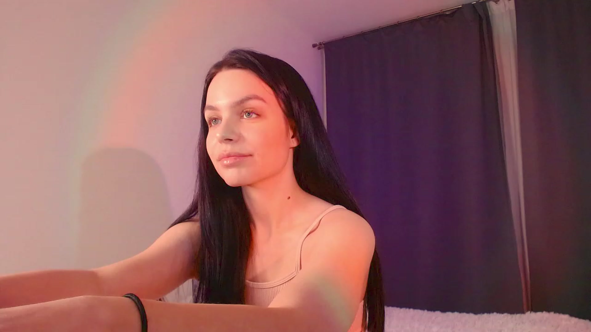 Gallery image thumbnail from bringmesmbeer's myfreecams stream on, 12/05/2022, 16:20 image 13 of 20