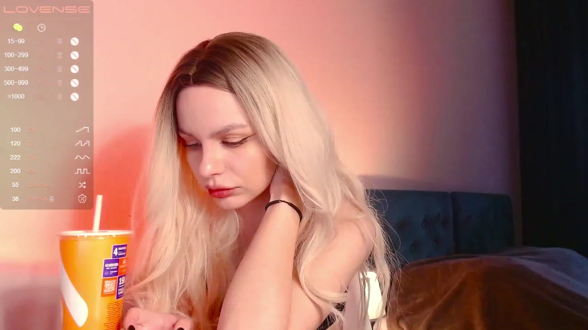 Gallery image thumbnail from bringmesmbeer's myfreecams stream on, 02/15/2023, 14:43 image 4 of 20