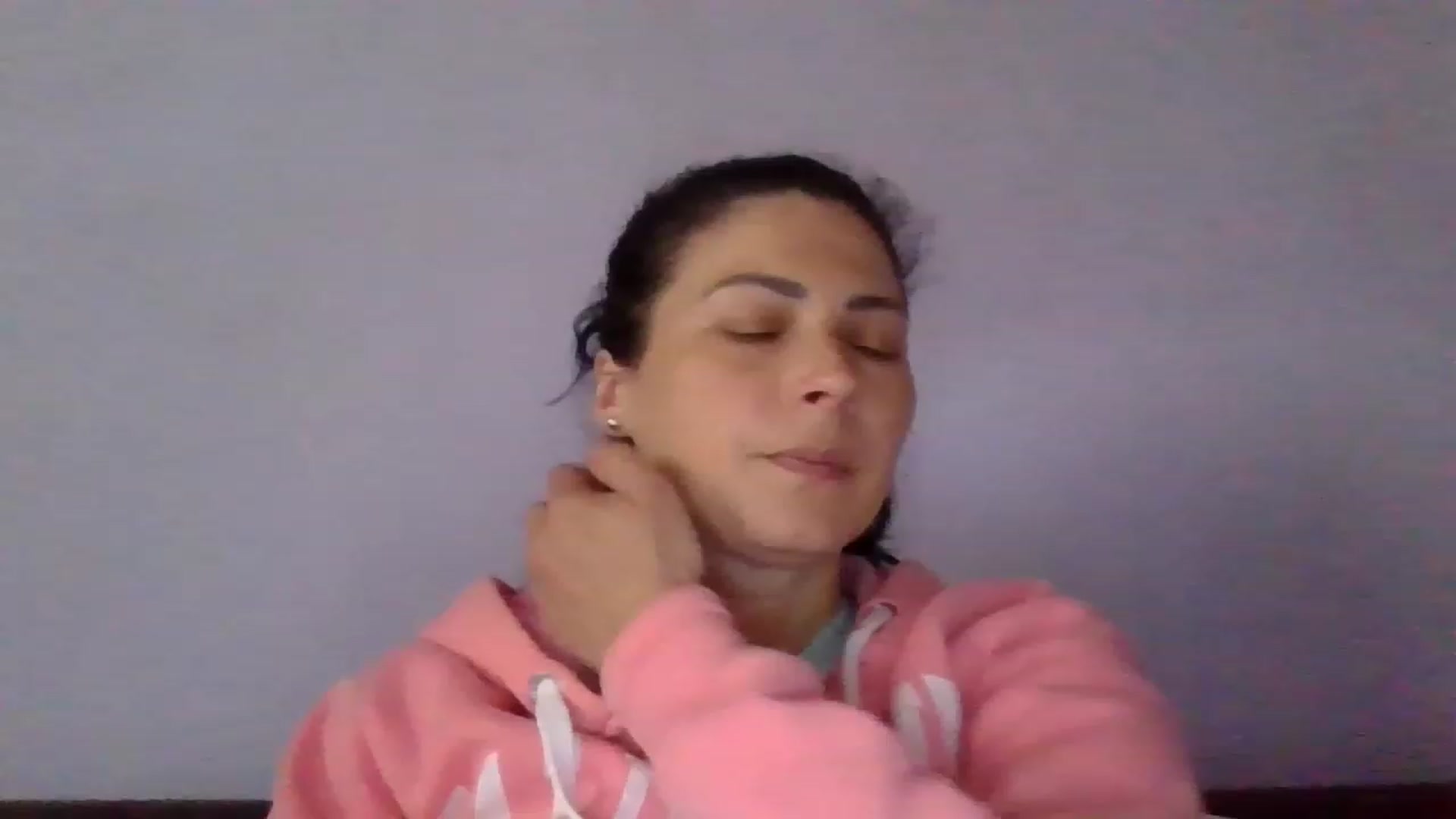 Gallery image thumbnail from brunette_glam's myfreecams stream on, 06/11/2023, 15:14 image 19 of 20