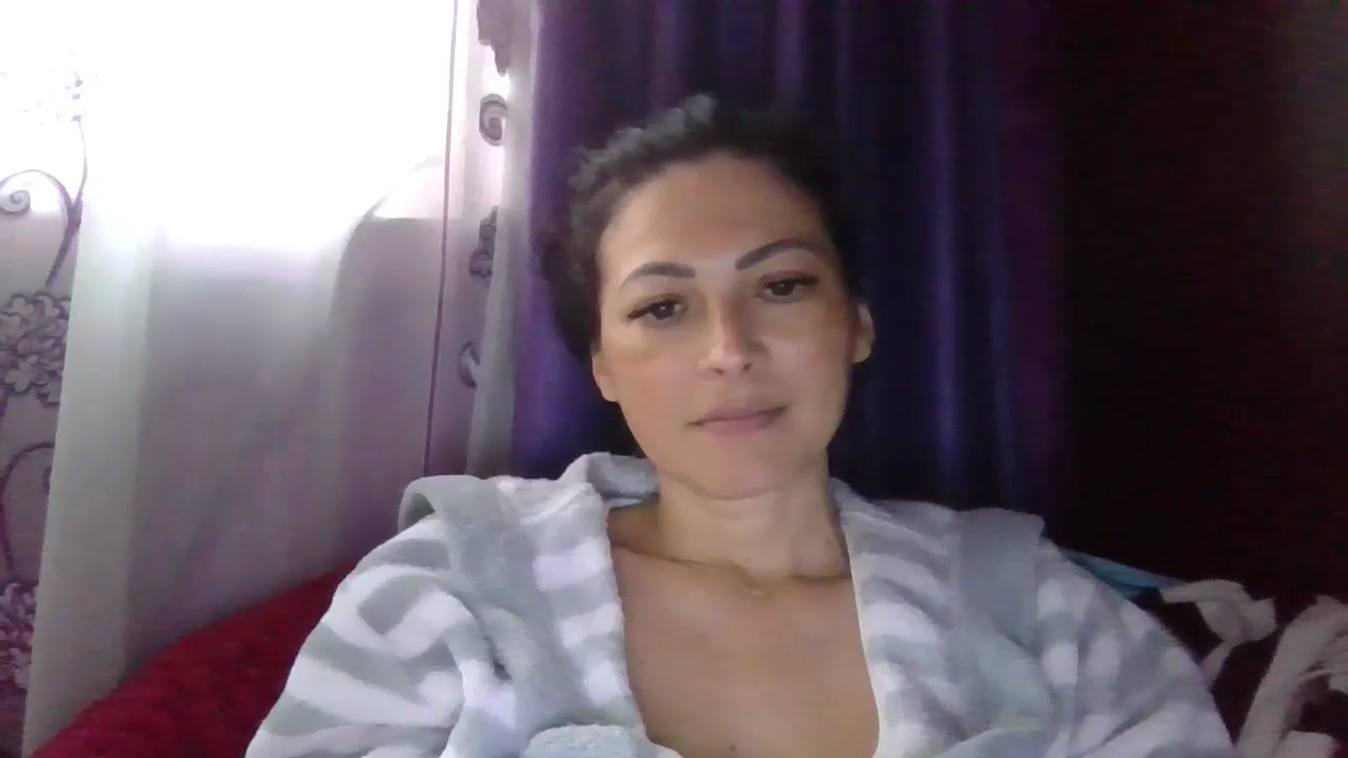 Gallery image thumbnail from brunette_glam's myfreecams stream on, 07/26/2023, 16:51 image 11 of 20
