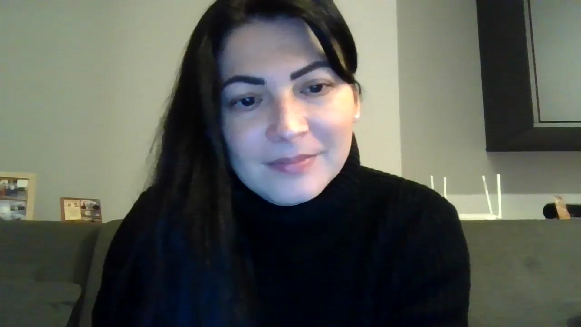 Gallery image thumbnail from brunette_glam's myfreecams stream on, 01/09/2024, 16:51 image 16 of 20