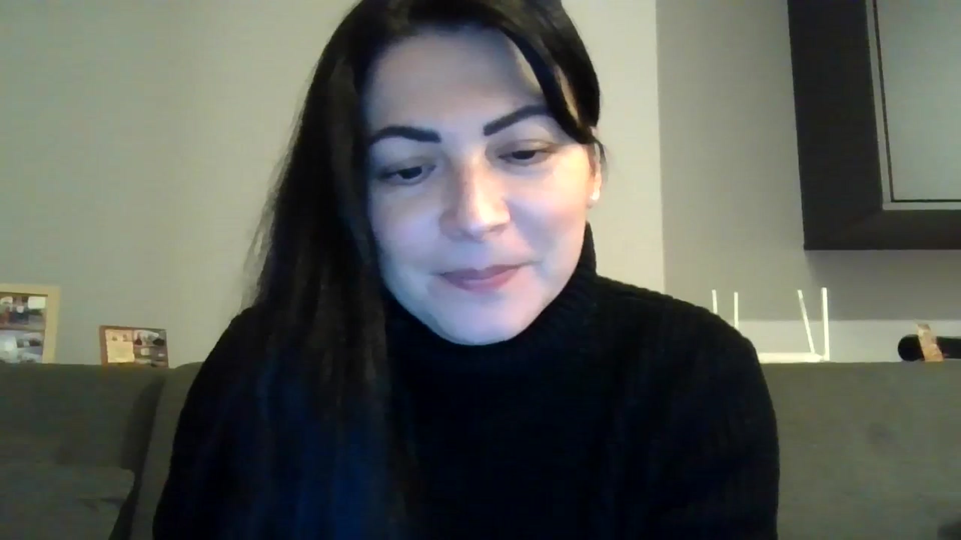 Gallery image thumbnail from brunette_glam's myfreecams stream on, 01/09/2024, 16:51 image 17 of 20