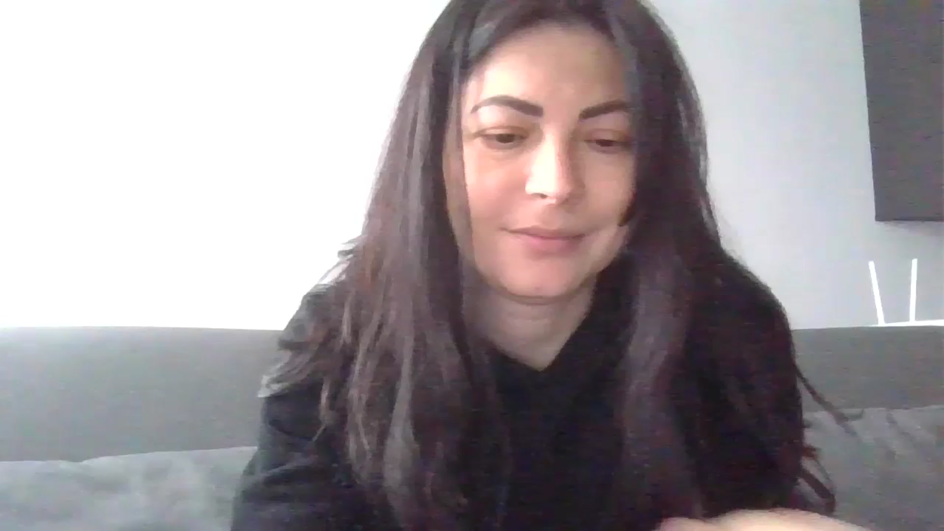 Gallery image thumbnail from brunette_glam's myfreecams stream on, 03/31/2024, 16:39 image 3 of 20