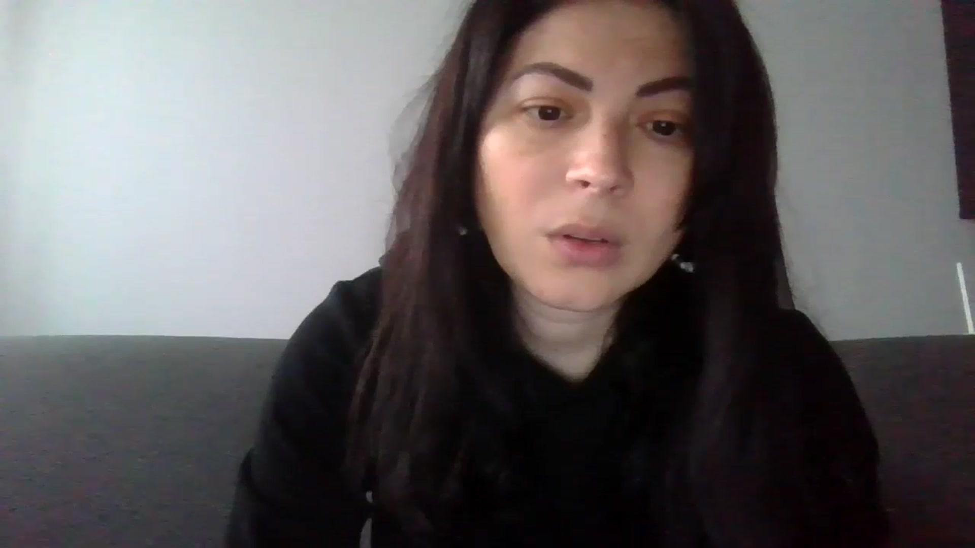 Gallery image thumbnail from brunette_glam's myfreecams stream on, 03/31/2024, 16:39 image 18 of 20