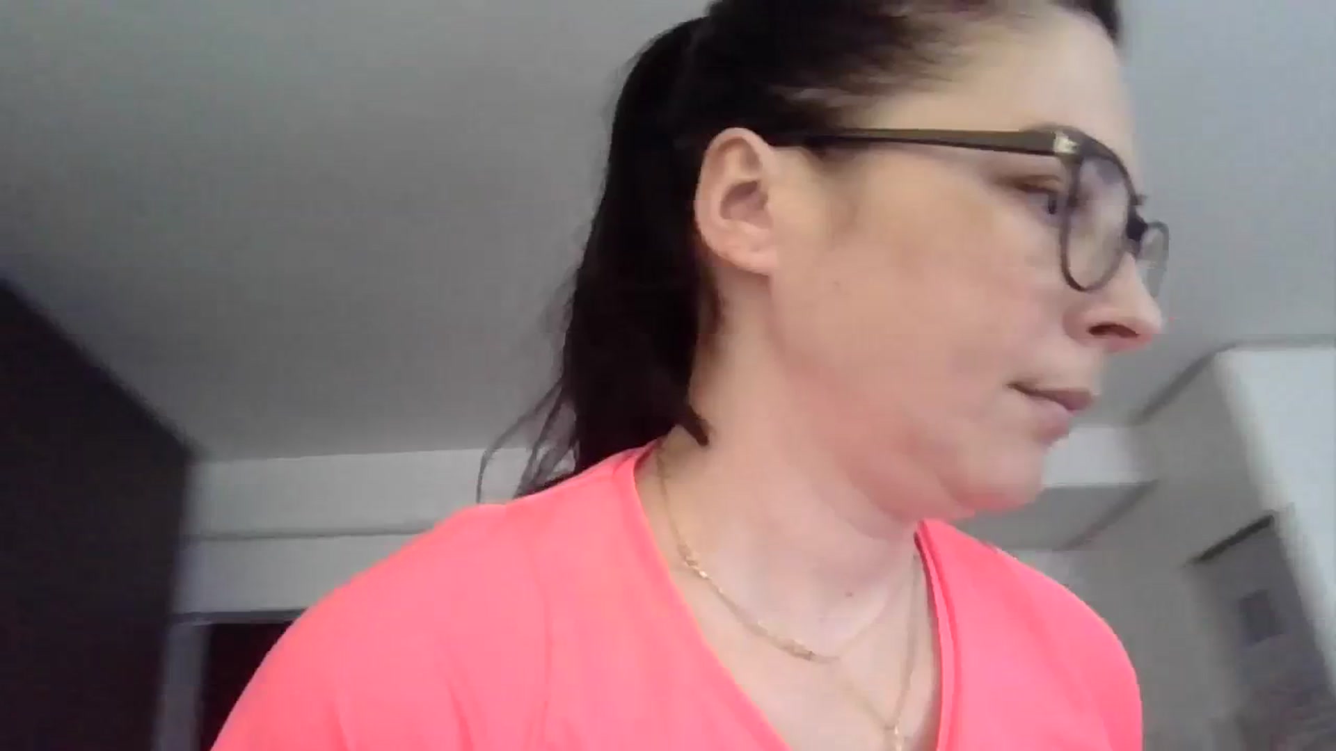 Gallery image thumbnail from brunette_glam's myfreecams stream on, 04/12/2024, 16:08 image 9 of 20
