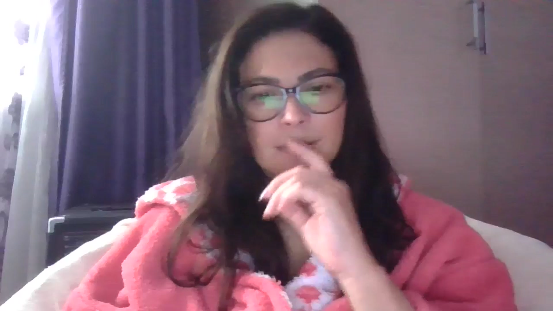 Gallery image thumbnail from brunette_glam's myfreecams stream on, 10/11/2024, 13:29 image 14 of 20