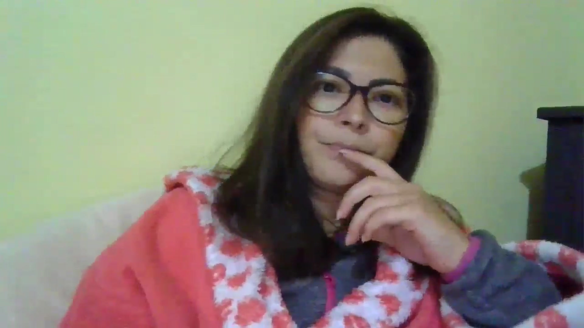 Gallery image thumbnail from brunette_glam's myfreecams stream on, 10/24/2024, 18:16 image 19 of 20