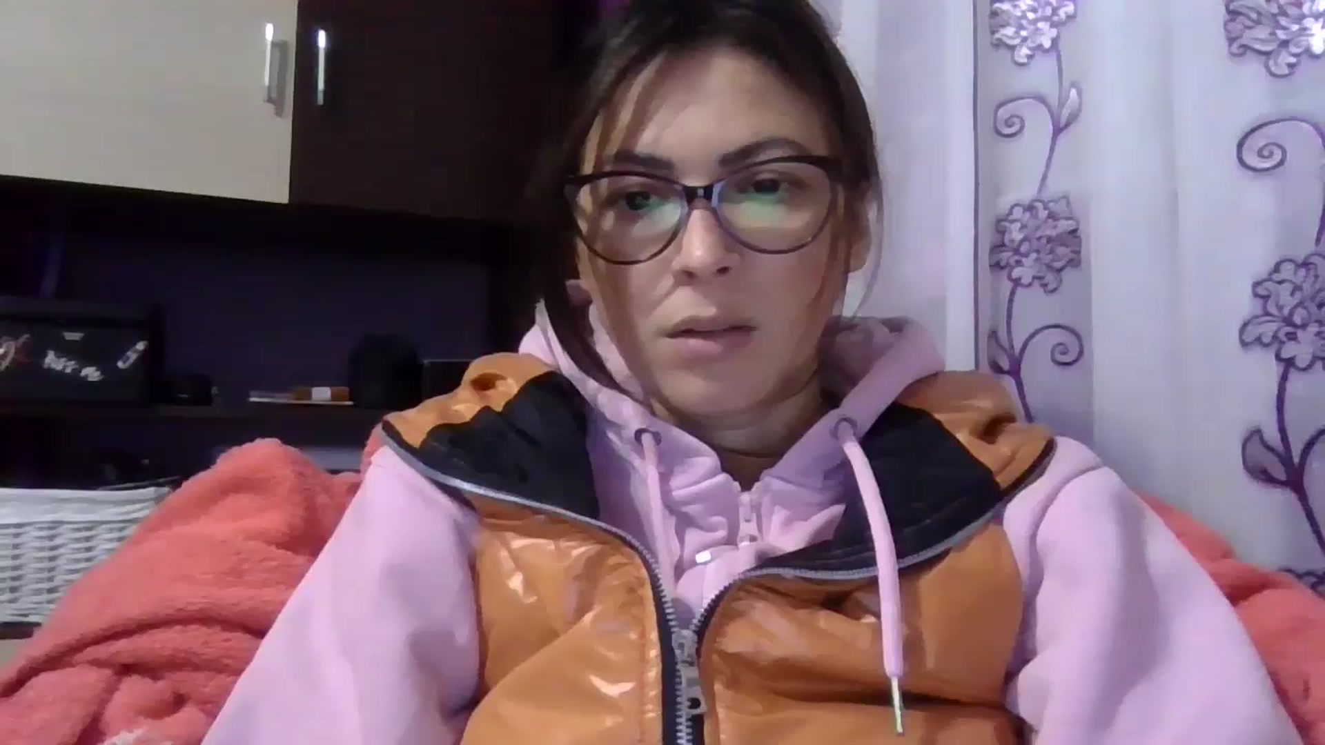Gallery image thumbnail from brunette_glam's myfreecams stream on, 10/27/2024, 17:51 image 19 of 20