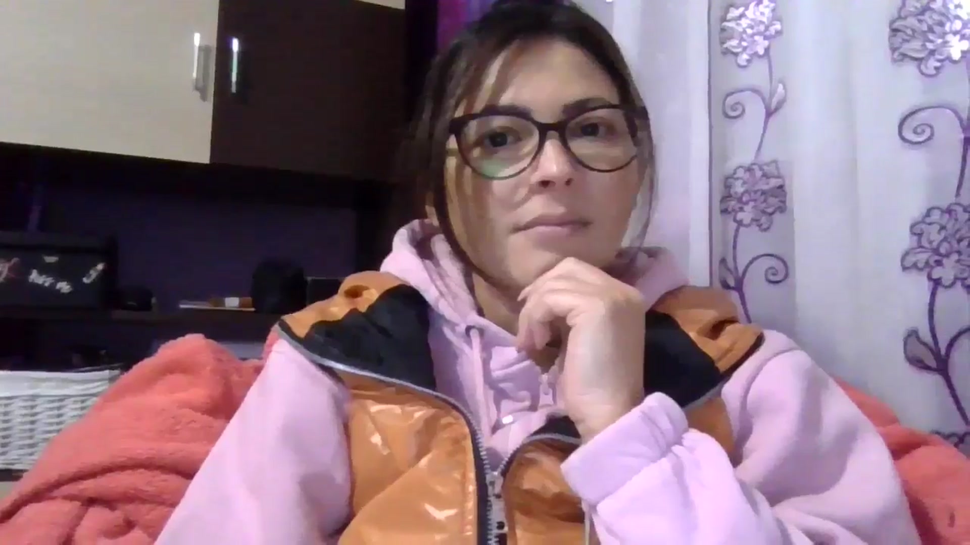 Gallery image thumbnail from brunette_glam's myfreecams stream on, 10/27/2024, 17:51 image 20 of 20