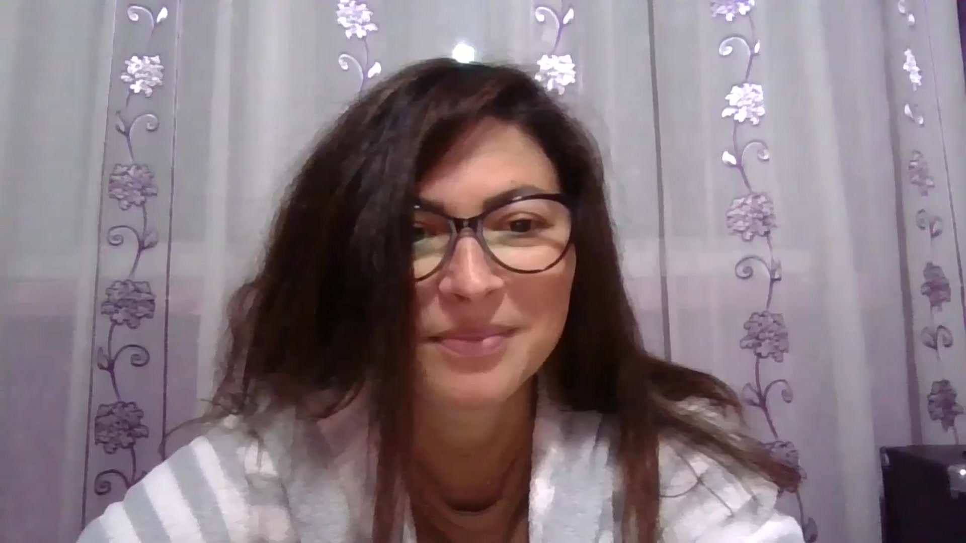 Gallery image thumbnail from brunette_glam's myfreecams stream on, 11/04/2024, 20:46 image 16 of 20