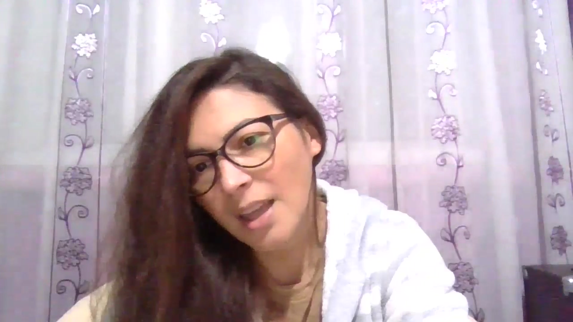 Gallery image thumbnail from brunette_glam's myfreecams stream on, 11/04/2024, 20:46 image 10 of 20