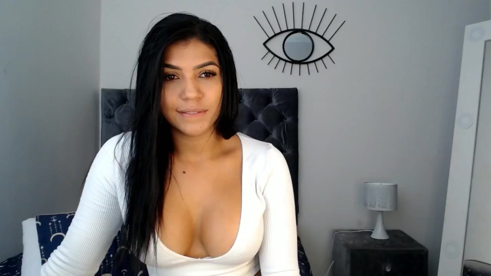 Gallery image thumbnail from brunette_nice's myfreecams stream on, 05/03/2024, 15:32 image 12 of 20
