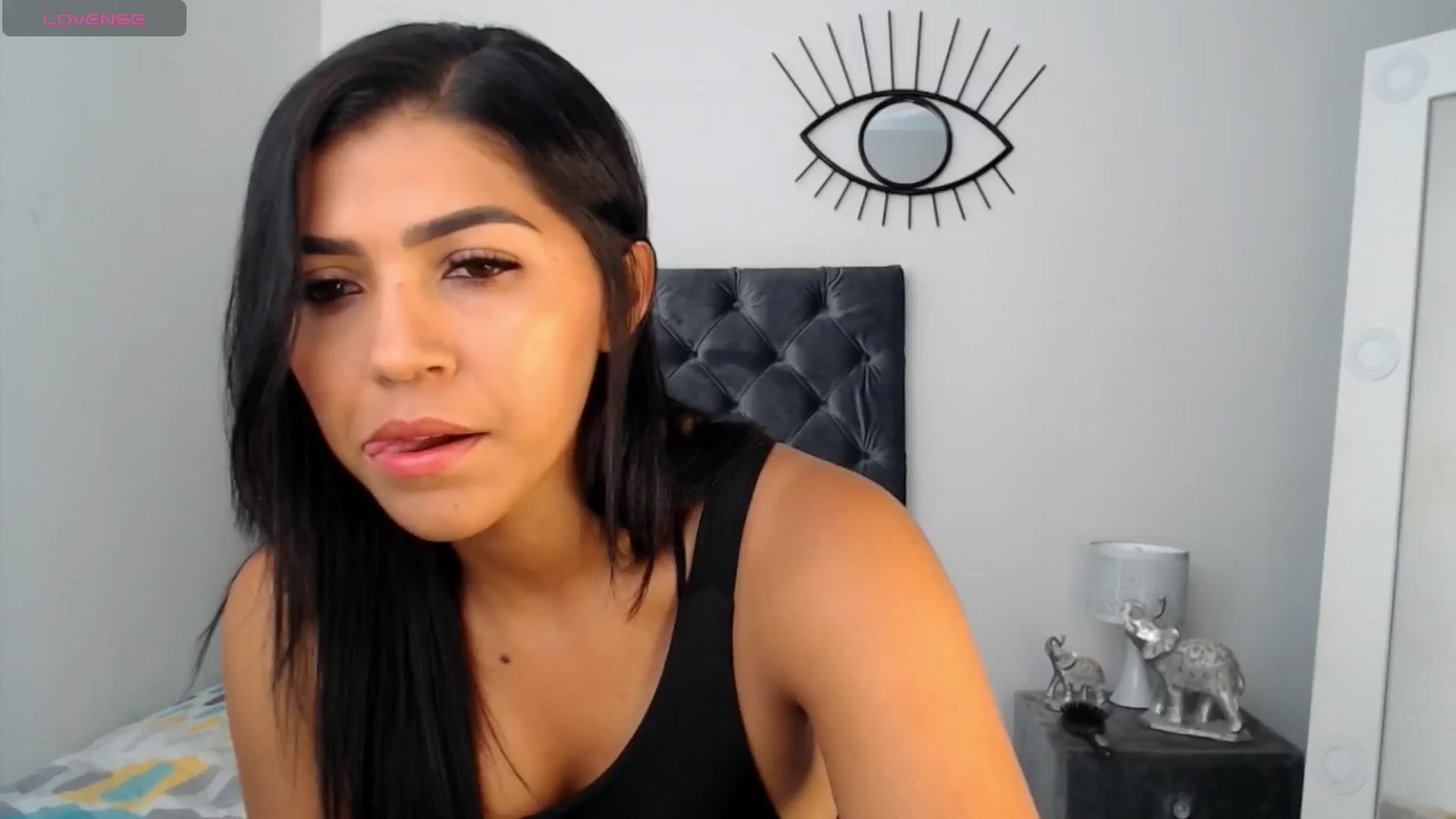 Gallery image thumbnail from brunette_nice's myfreecams stream on, 07/24/2024, 14:38 image 14 of 20