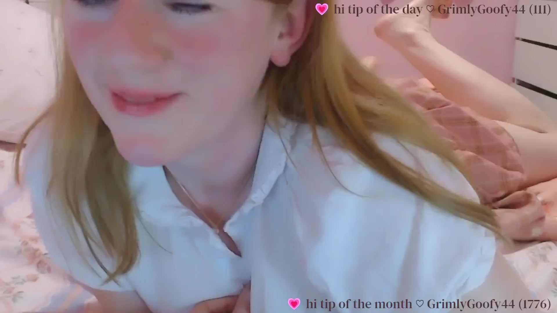 Gallery image thumbnail from bubblegumbun's myfreecams stream on, 03/22/2025, 24:18 image 7 of 20