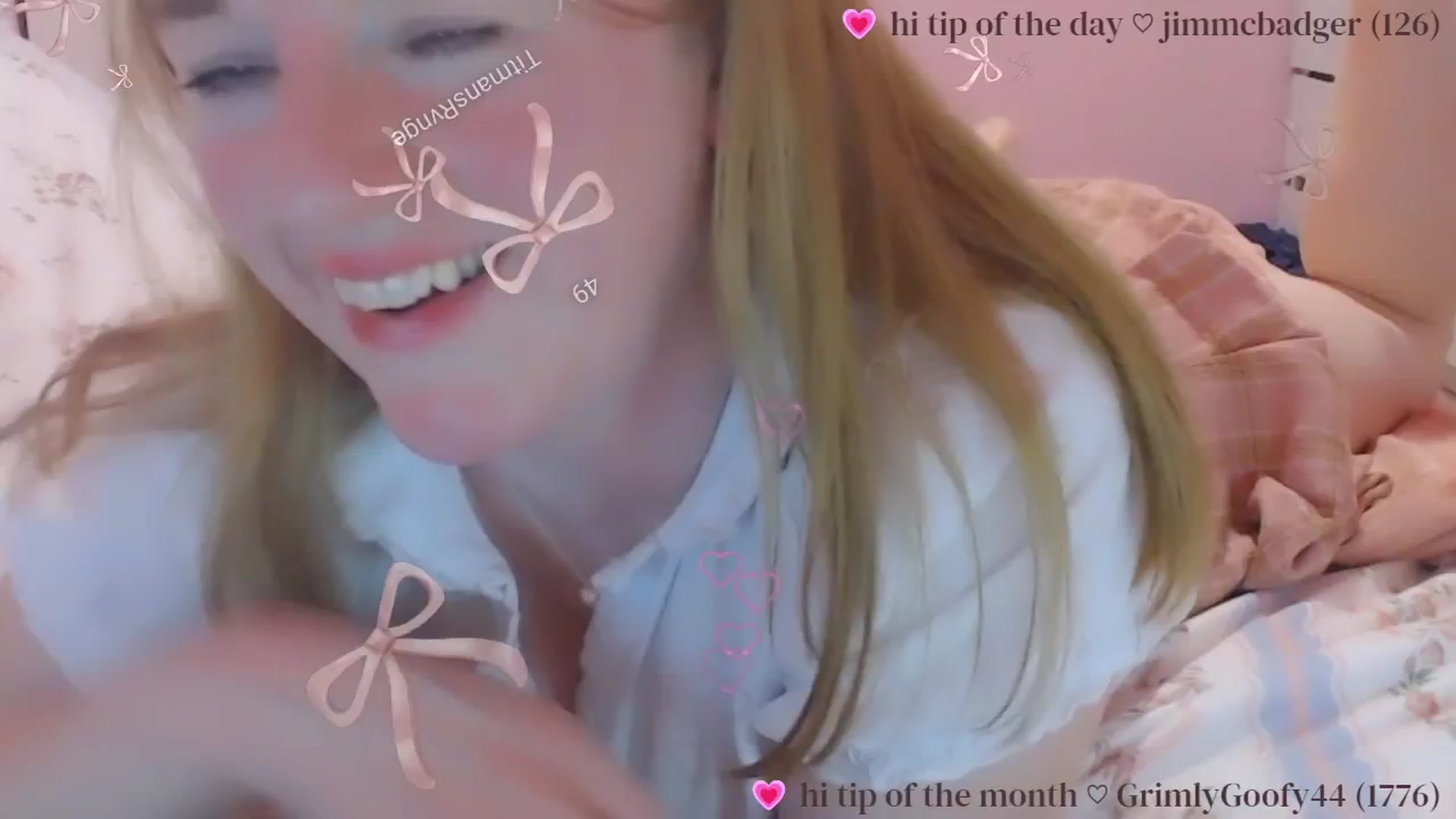 Gallery image thumbnail from bubblegumbun's myfreecams stream on, 03/22/2025, 24:18 image 12 of 20