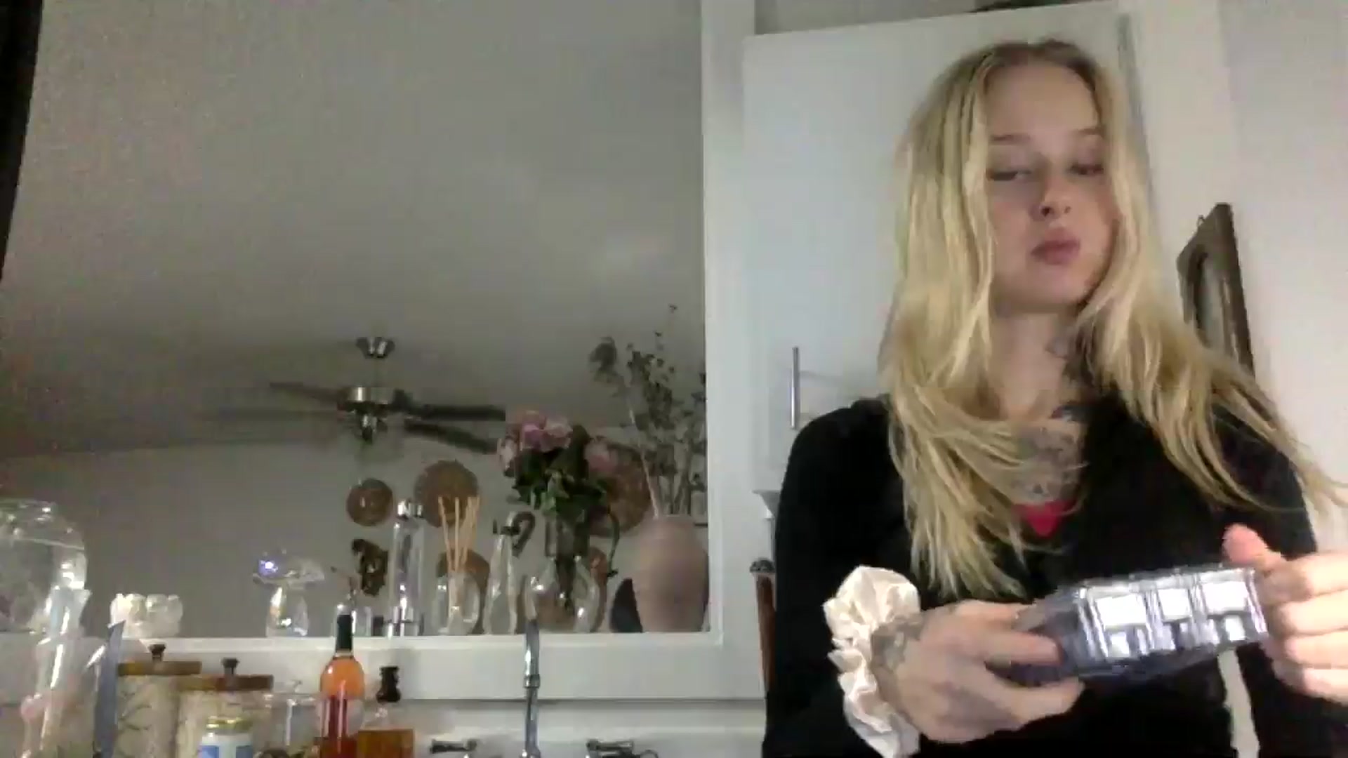 Gallery image thumbnail from bunnygirl's myfreecams stream on, 12/04/2025, 22:08 image 20 of 20