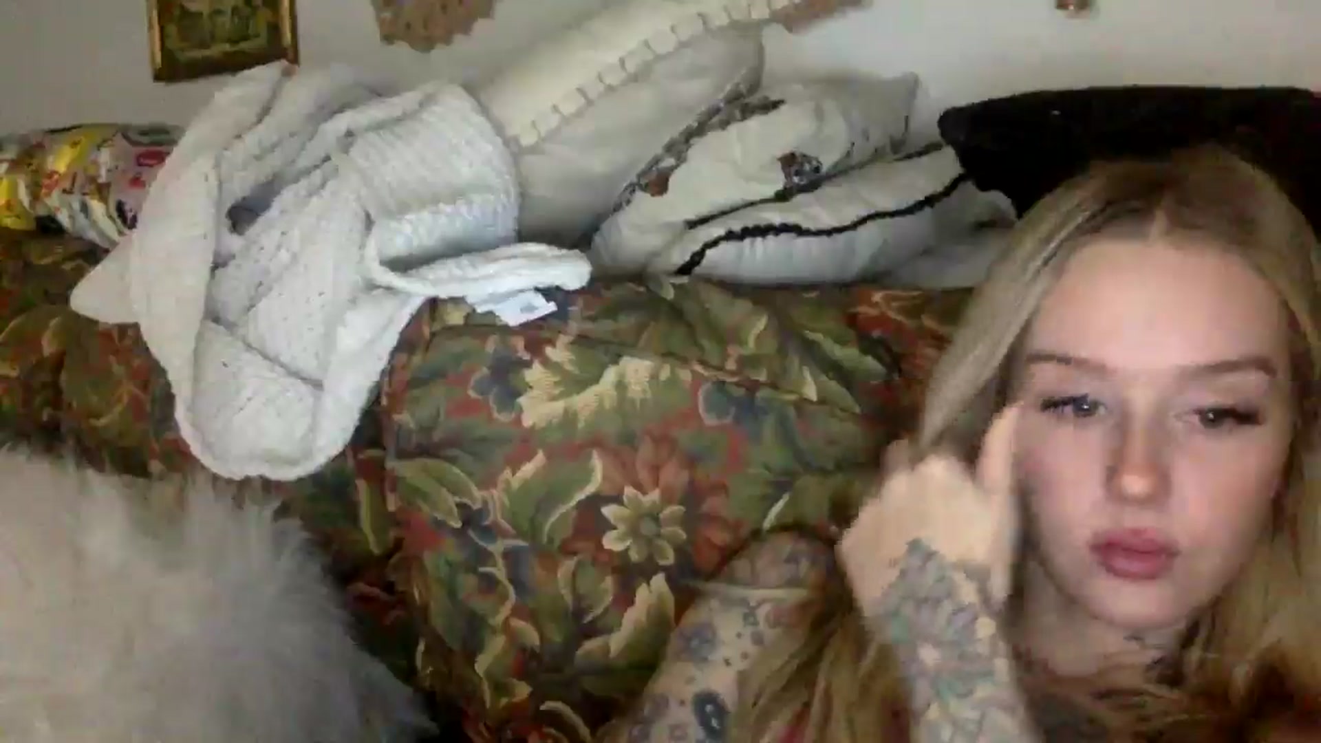 Gallery image thumbnail from bunnygirl's myfreecams stream on, 12/04/2025, 22:08 image 5 of 20