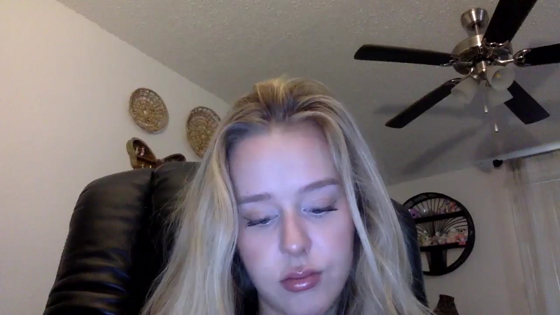 Gallery image thumbnail from bunnygirl's myfreecams stream on, 12/11/2025, 16:23 image 14 of 20