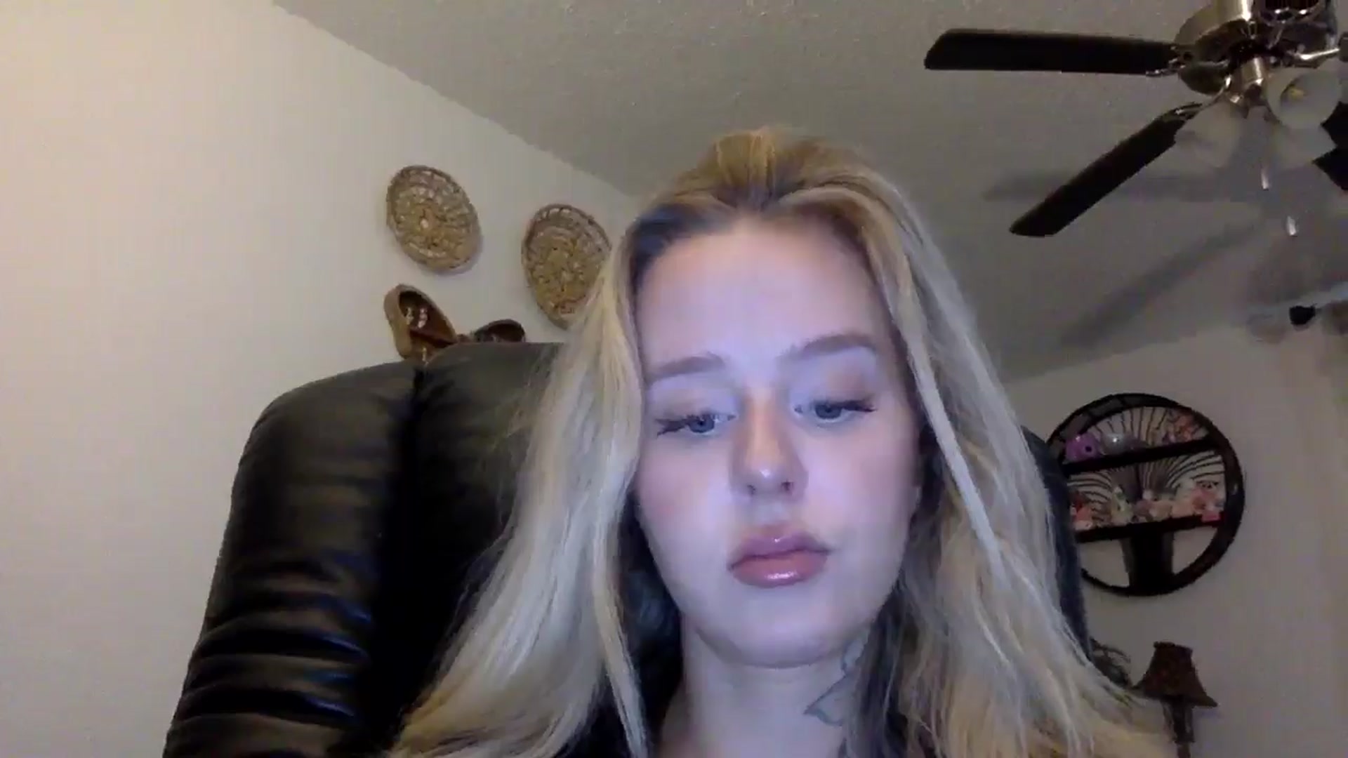 Gallery image thumbnail from bunnygirl's myfreecams stream on, 12/11/2025, 16:23 image 11 of 20