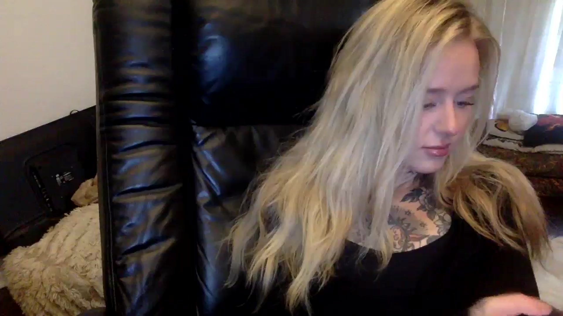 Gallery image thumbnail from bunnygirl's myfreecams stream on, 12/11/2025, 16:23 image 7 of 20
