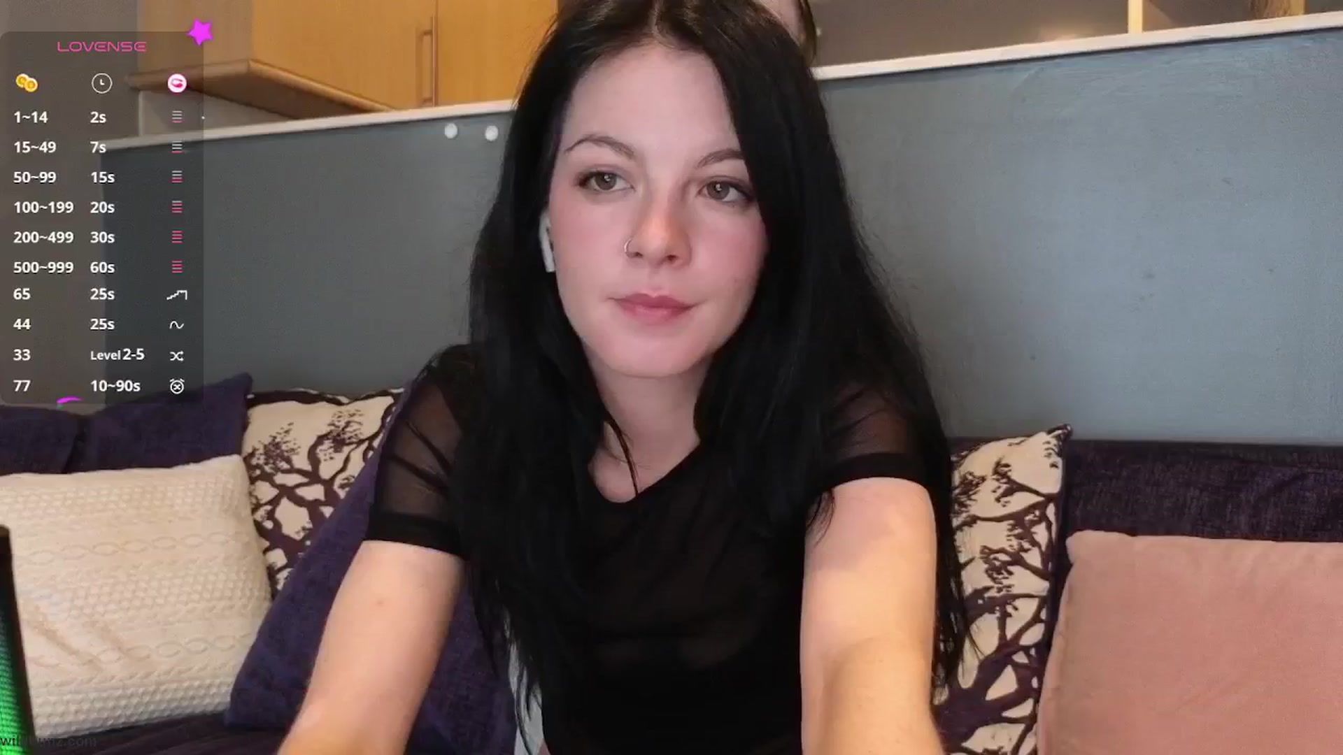 Gallery image thumbnail from bunz_x's myfreecams stream on, 06/02/2025, 14:09 image 9 of 20