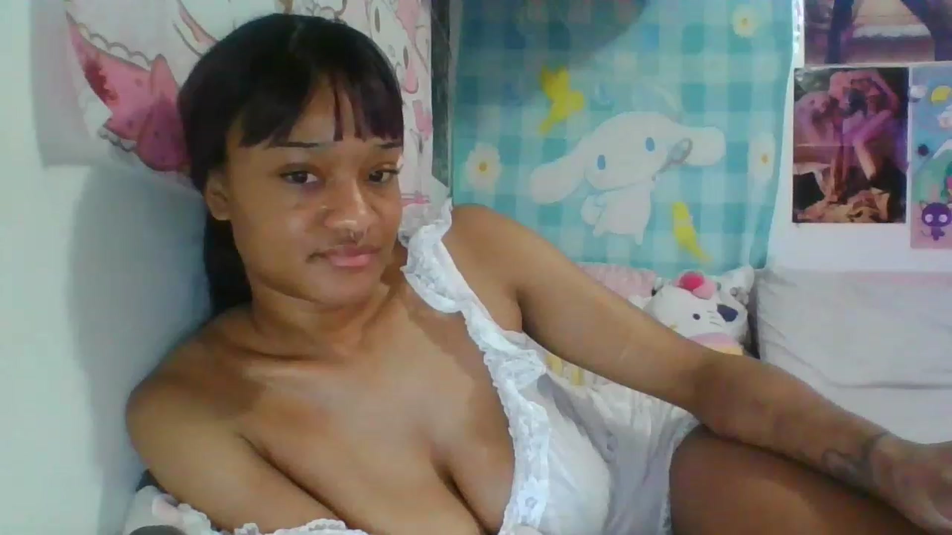 Gallery image thumbnail from bustybarbie_'s myfreecams stream on, 11/20/2022, 04:50 image 20 of 20