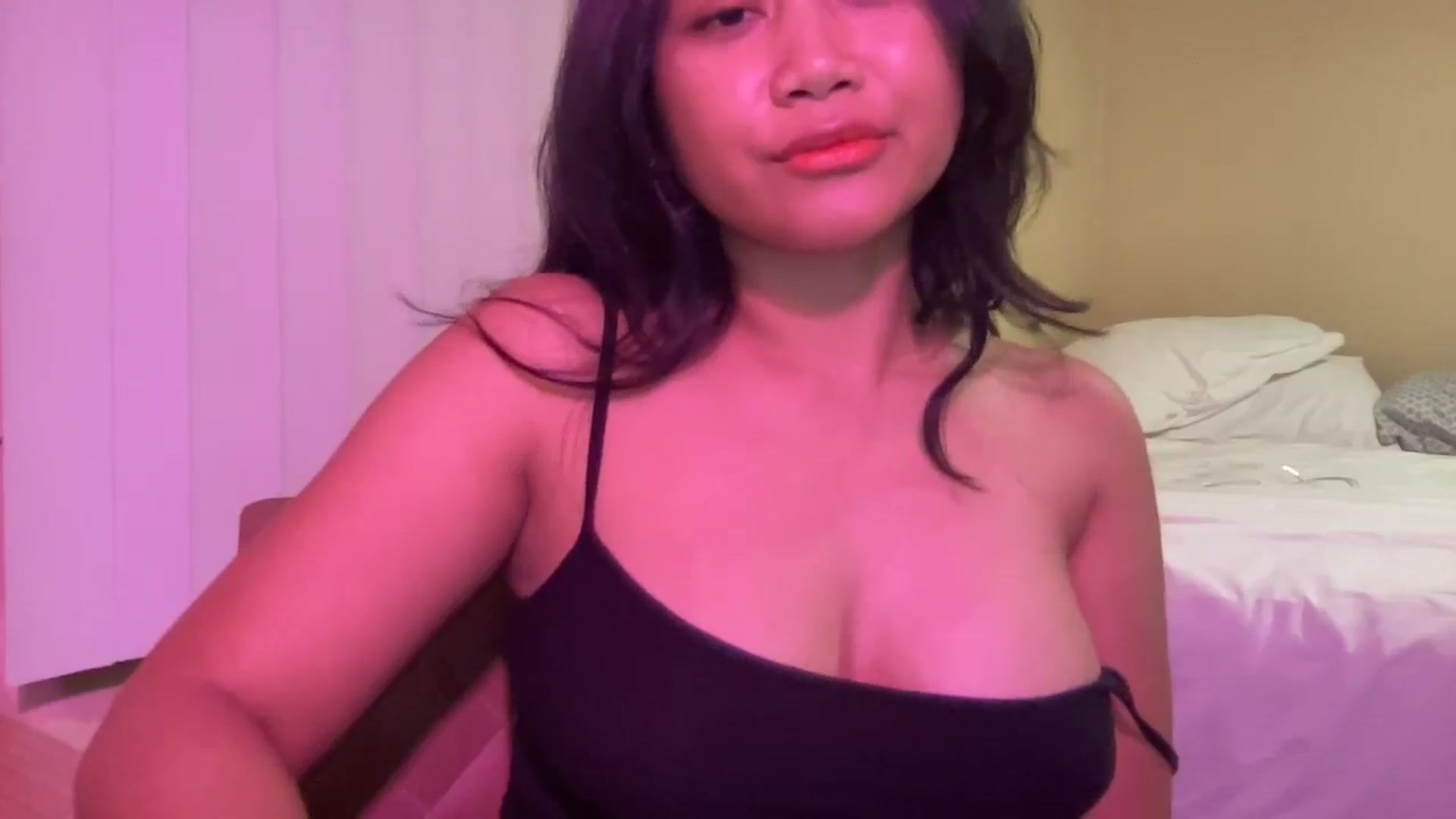 Gallery image thumbnail from buttercupss's myfreecams stream on, 03/07/2025, 08:20 image 4 of 20