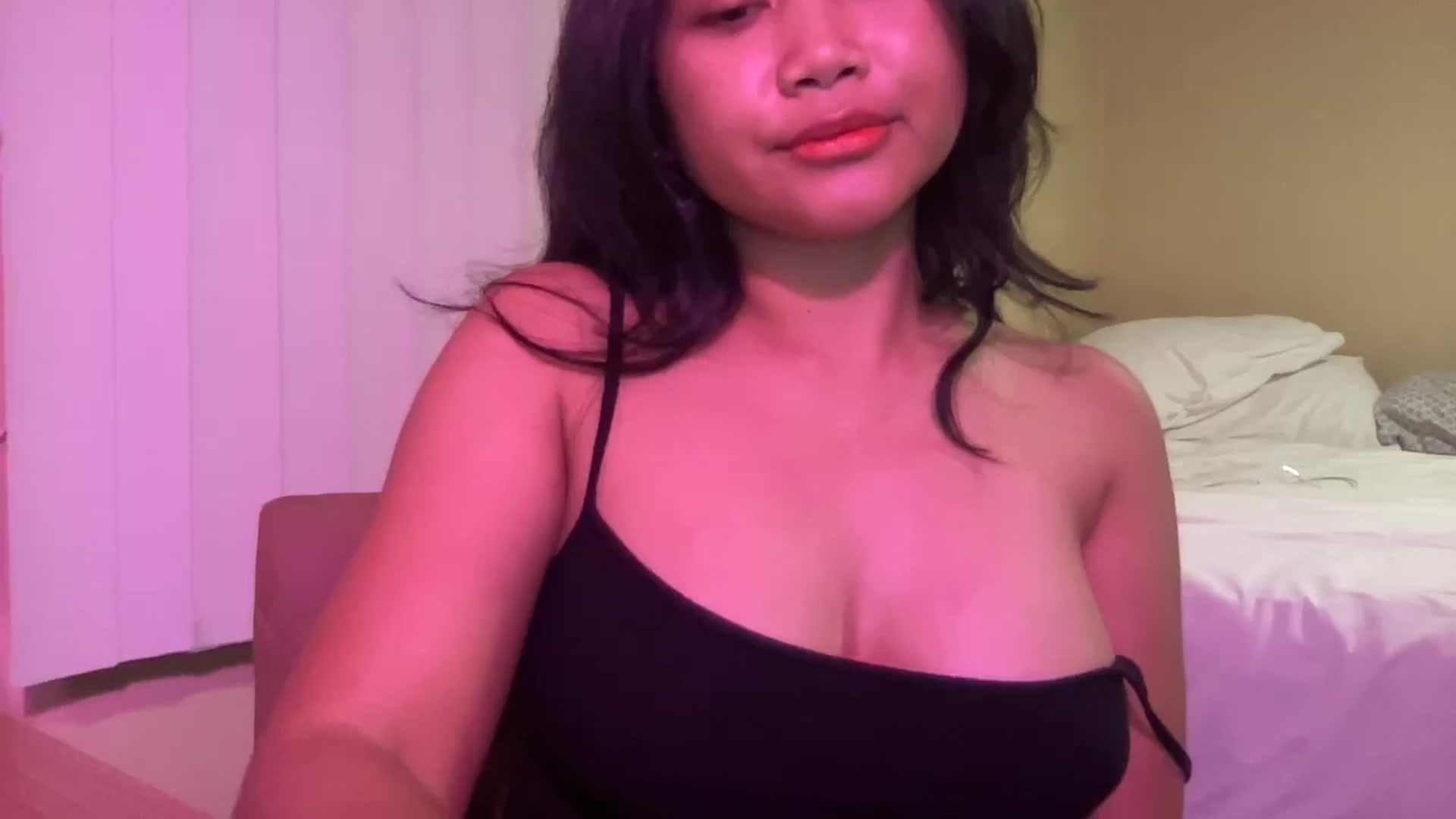 Gallery image thumbnail from buttercupss's myfreecams stream on, 03/07/2025, 08:20 image 2 of 20
